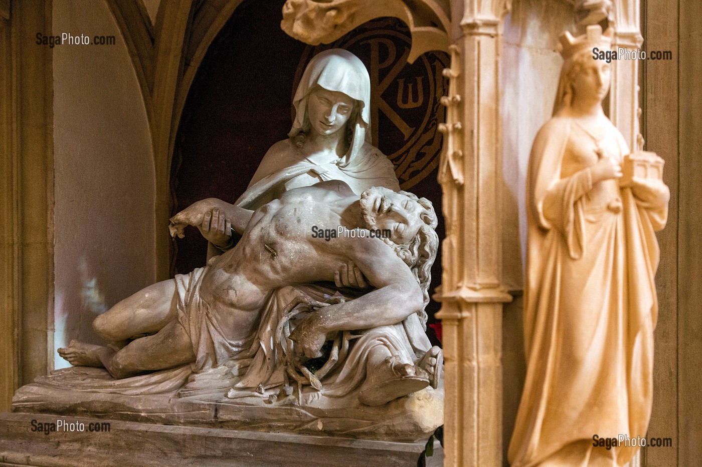 JESUS ET MARIE, BASILIQUE DU SACRE COEUR, PARAY-LE-MONIAL (71), FRANCE 