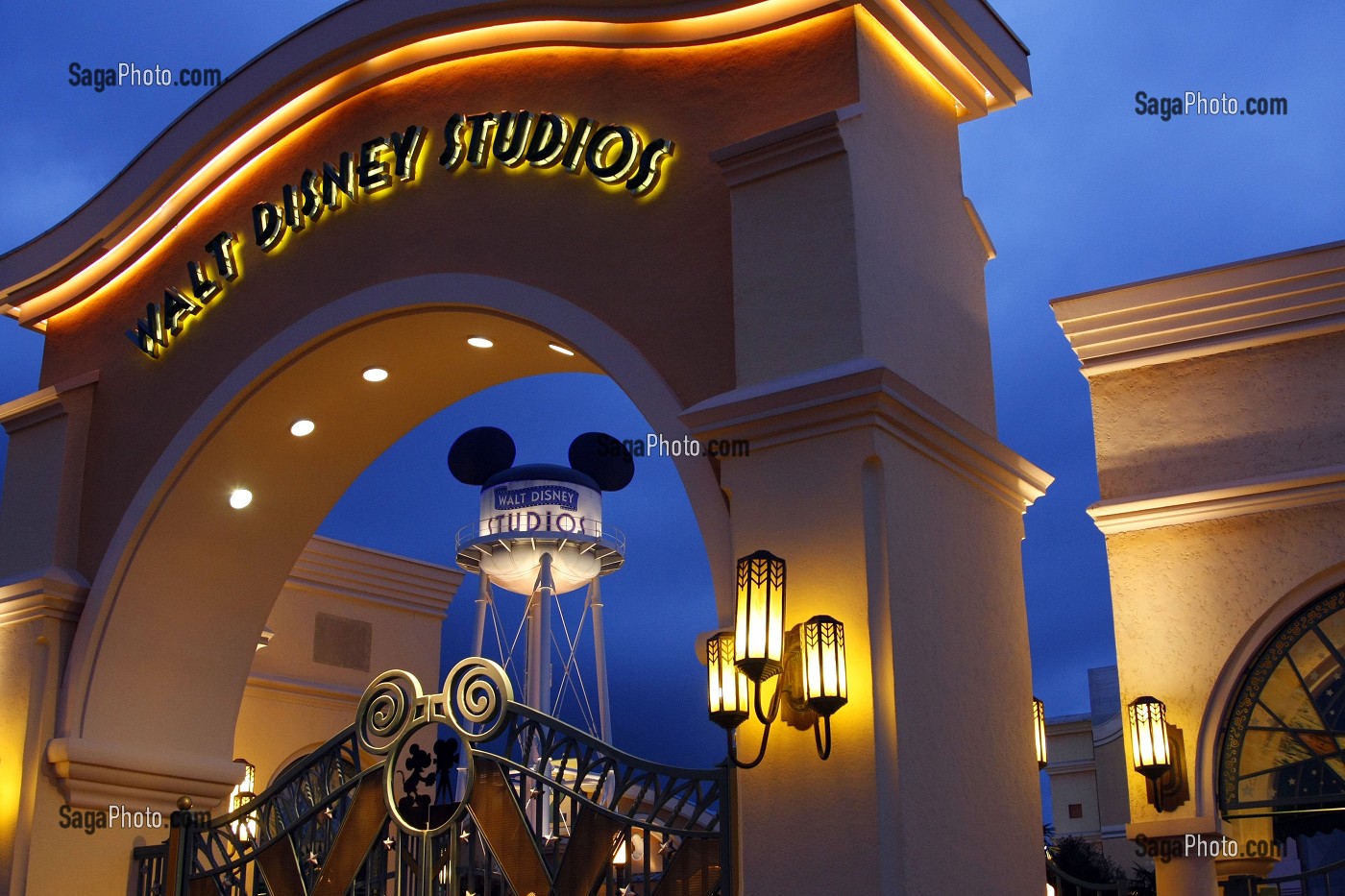 photo de ENTREE DU PARC D'ATTRACTION WALT DISNEY STUDIOS, DISNEYLAND