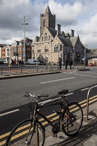 EXTERIEUR DE LA CATHEDRALE CHRIST CHURCH, DUBLIN, IRLANDE 