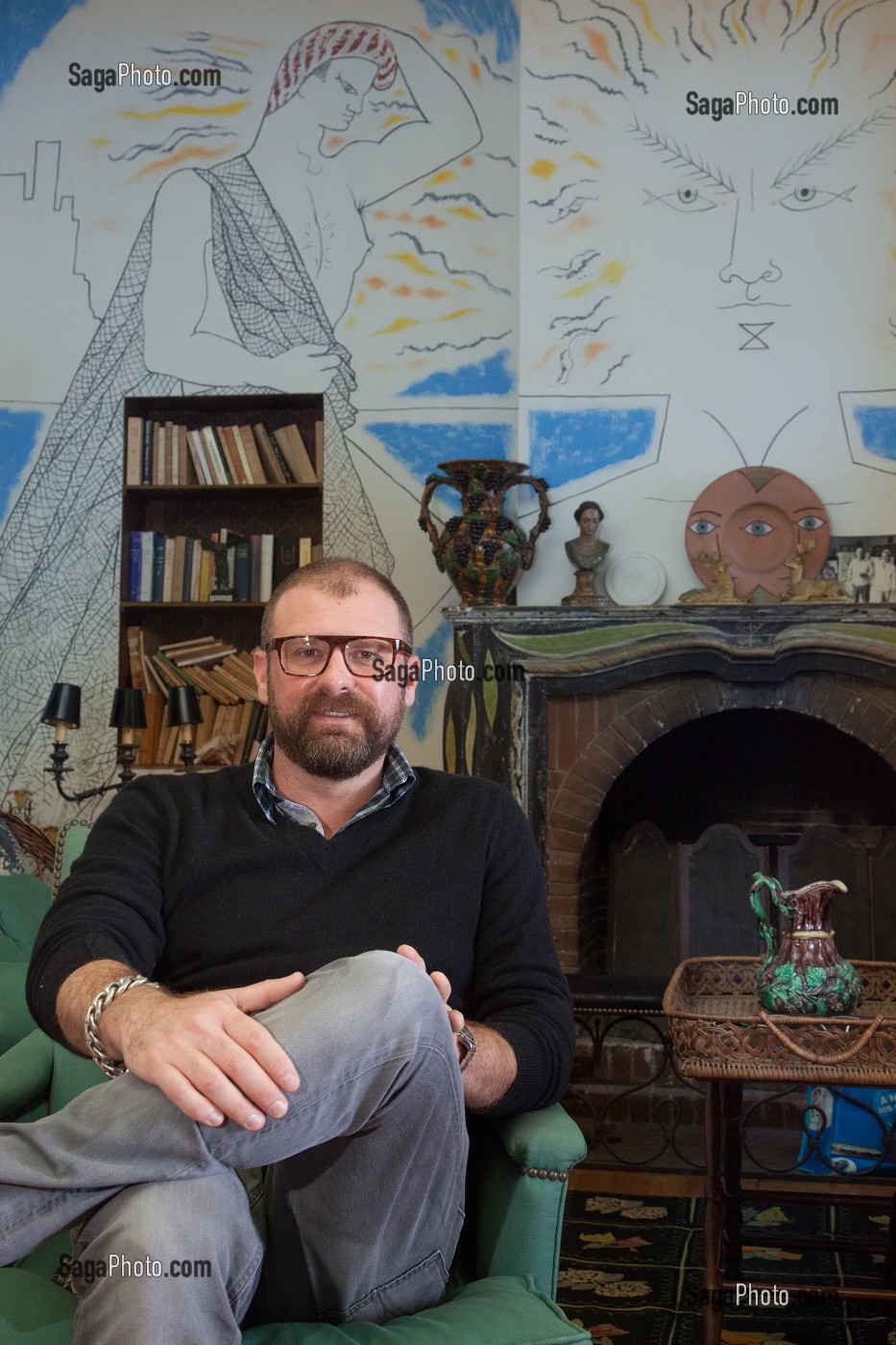 PORTRAIT DE ERIC MARTEAU, GARDIEN DE VILLA SANTO SOSPIR DECOREE ENTIEREMENT PAR JEAN COCTEAU, SAINT-JEAN-CAP-FERRAT, ALPES-MARITIMES (06), FRANCE 