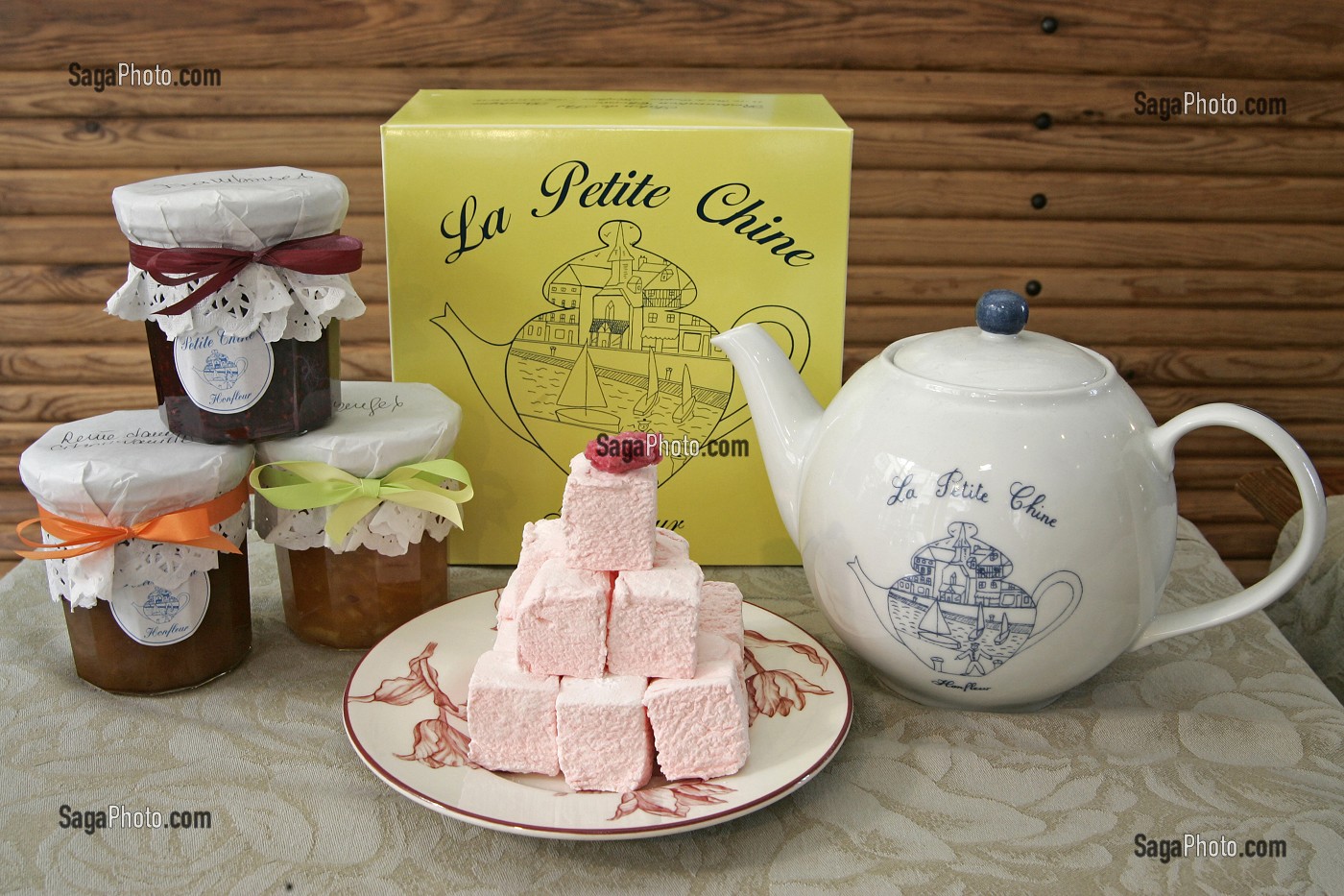 PATISSERIE ET SALON DE THE 'LA PETITE CHINE', HONFLEUR, CALVADOS (14), NORMANDIE, FRANCE 
