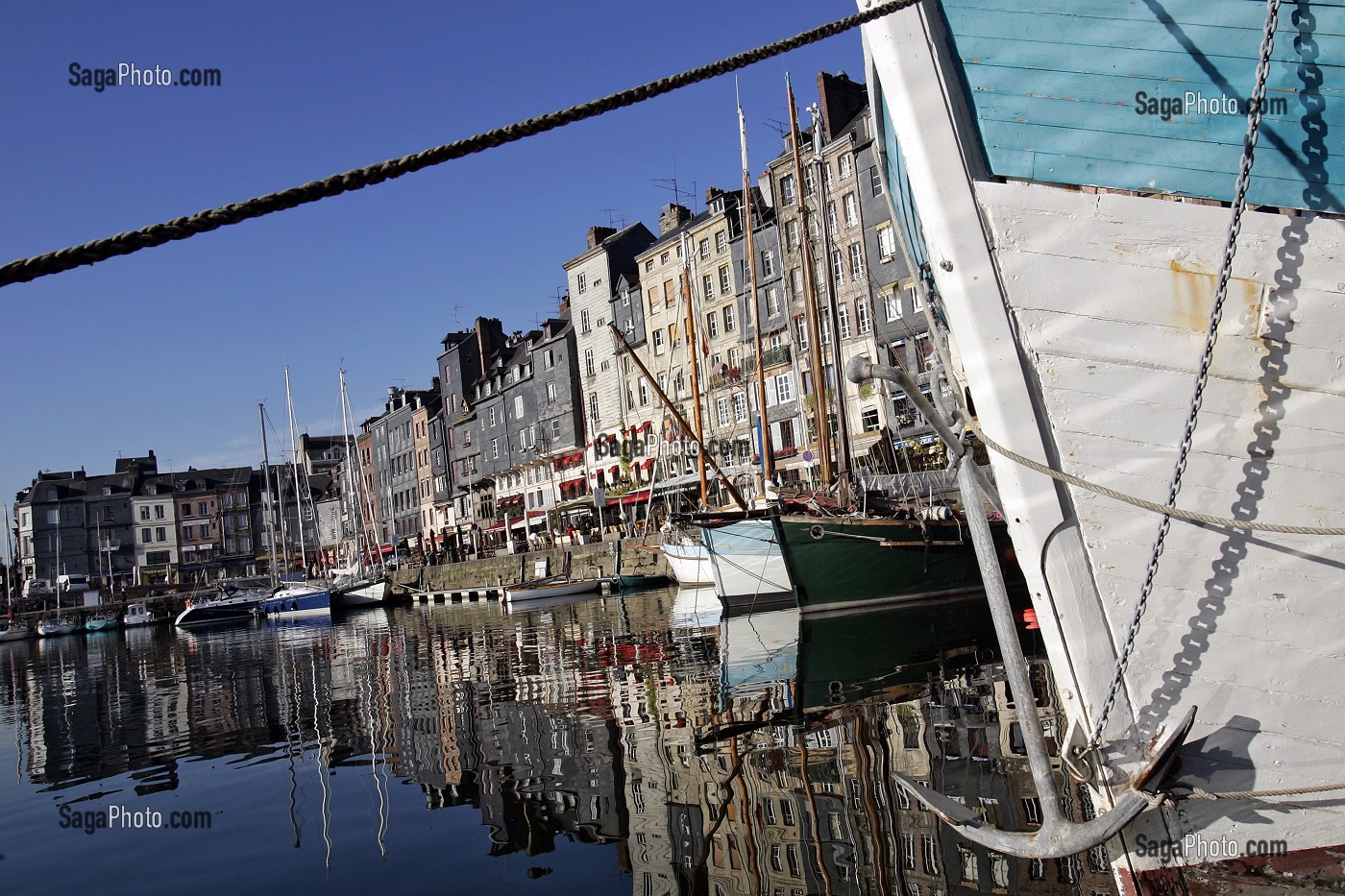 LE VIEUX BASSIN, PORT DE HONFLEUR, CALVADOS (14), NORMANDIE, FRANCE 