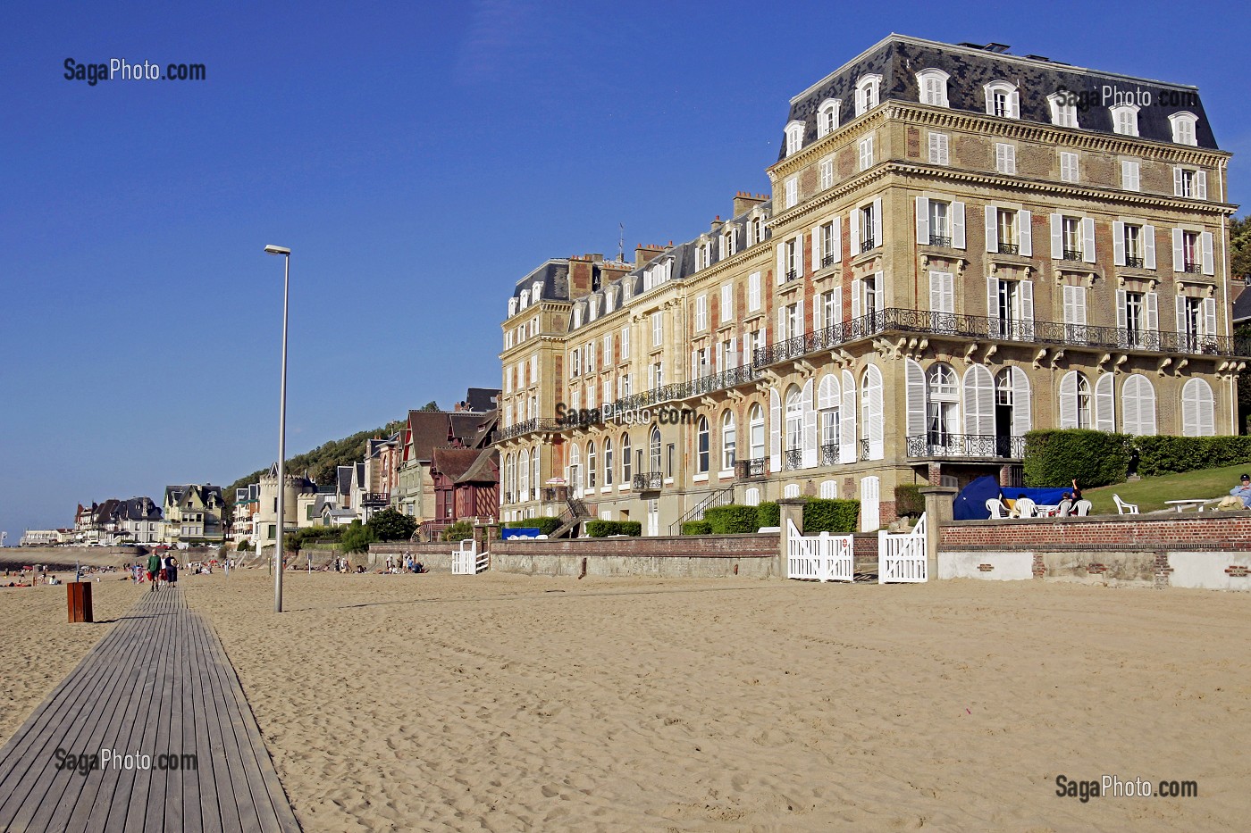 HOTEL DES ROCHES NOIRES, PLAGE DE TROUVILLE-SUR-MER, CALVADOS (14), NORMANDIE, FRANCE 