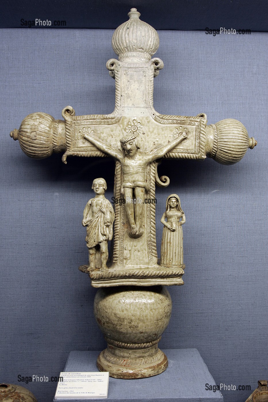 POTERIE, GRE DE LA BORNE, MUSEE DU BERRY, HOTEL CUJAS, BOURGES, CHER (18), FRANCE 