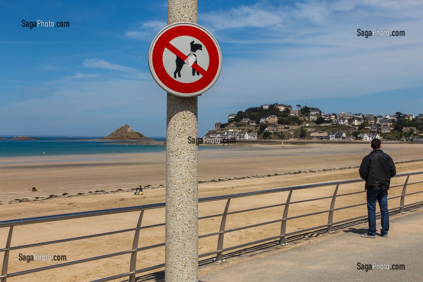 PLAGE DE SABLE DE LA COMMUNE DE PLENEUF-VAL-ANDRE, (22) COTES-D’ARMOR, BRETAGNE, FRANCE 