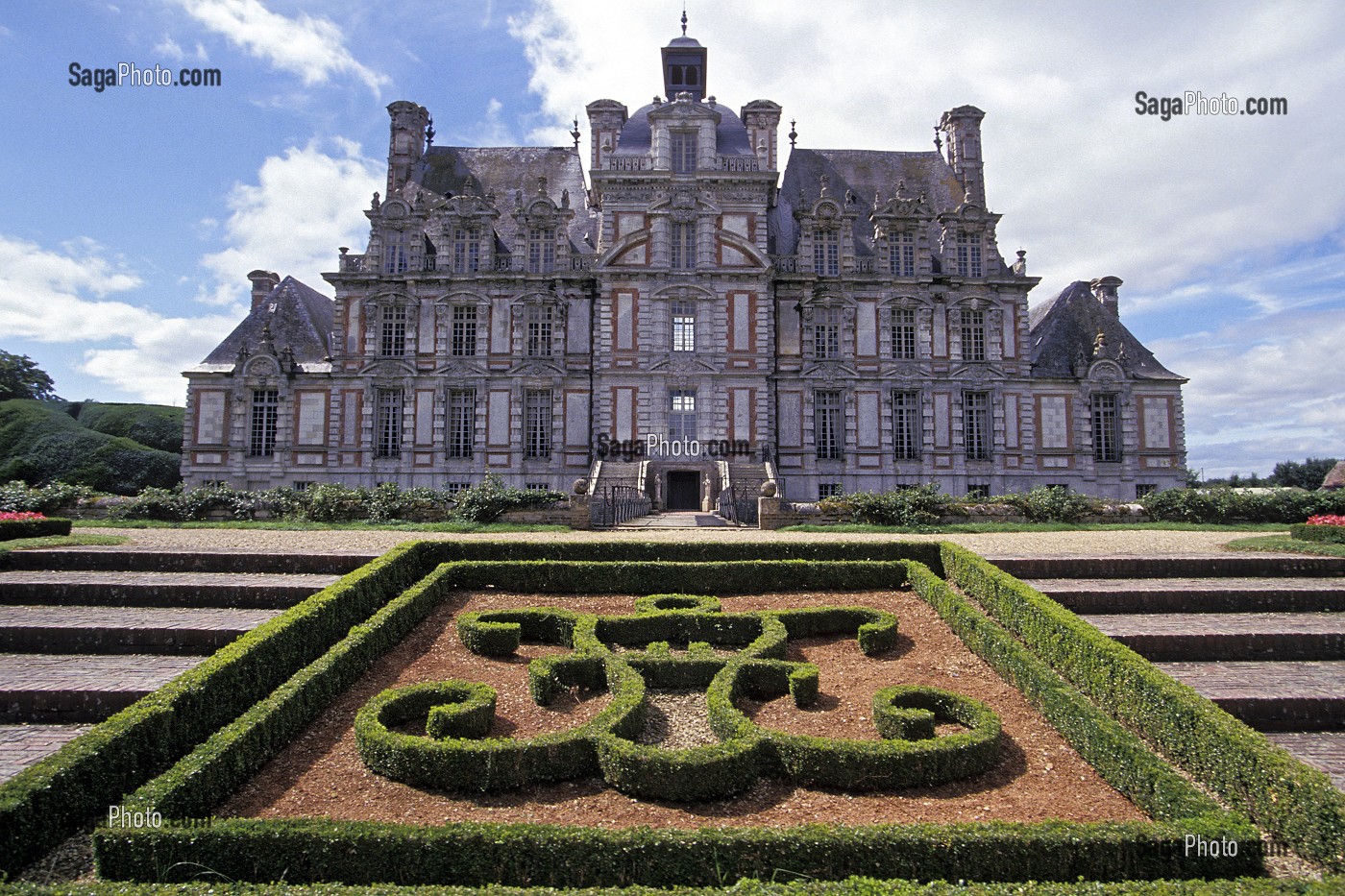CHATEAU DE BEAUMESNIL, EURE (27), NORMANDIE, FRANCE 