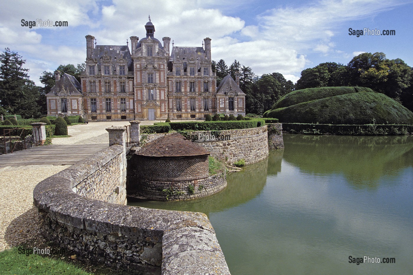 CHATEAU DE BEAUMESNIL, EURE (27), NORMANDIE, FRANCE 