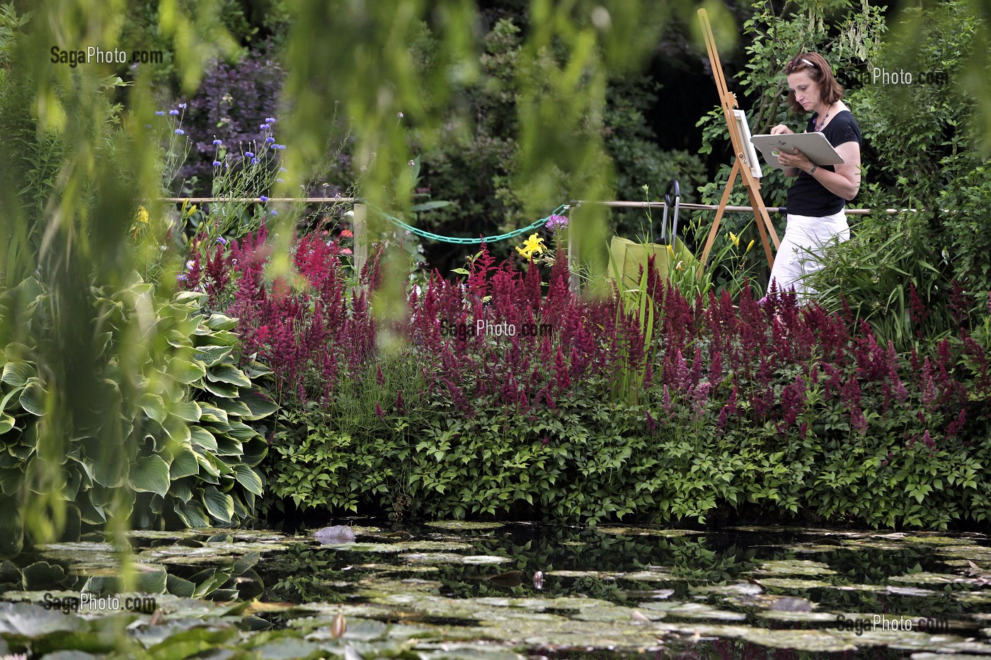 ATELIER DE PEINTURE PATRICIA DODIN, JARDIN DE CLAUDE MONET, GIVERNY, EURE (27), FRANCE 