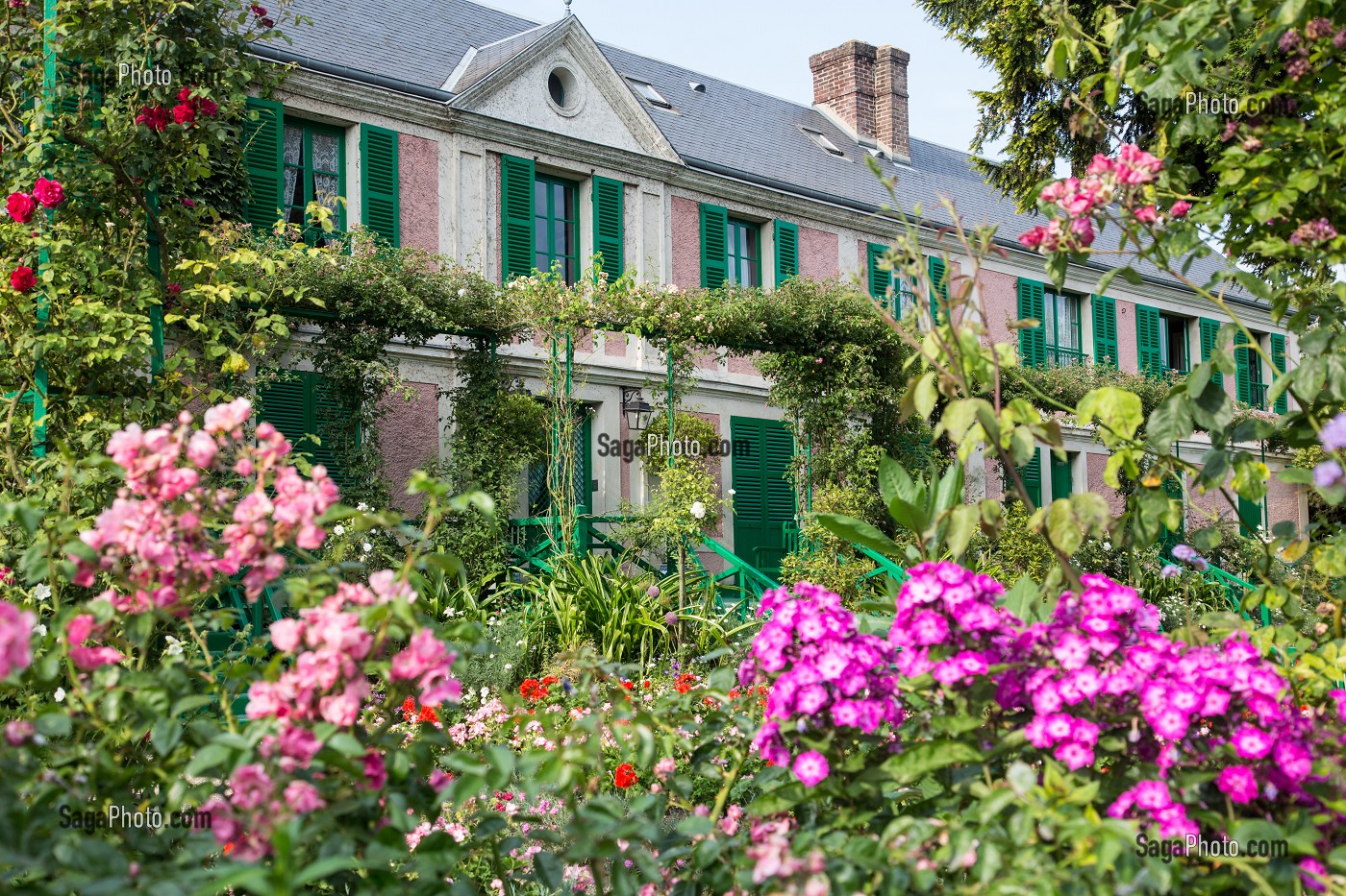 JARDIN DU CLOS NORMAND ET MAISON DU PEINTRE IMPRESSIONNISTE CLAUDE MONET, GIVERNY, EURE (27), NORMANDIE, FRANCE 