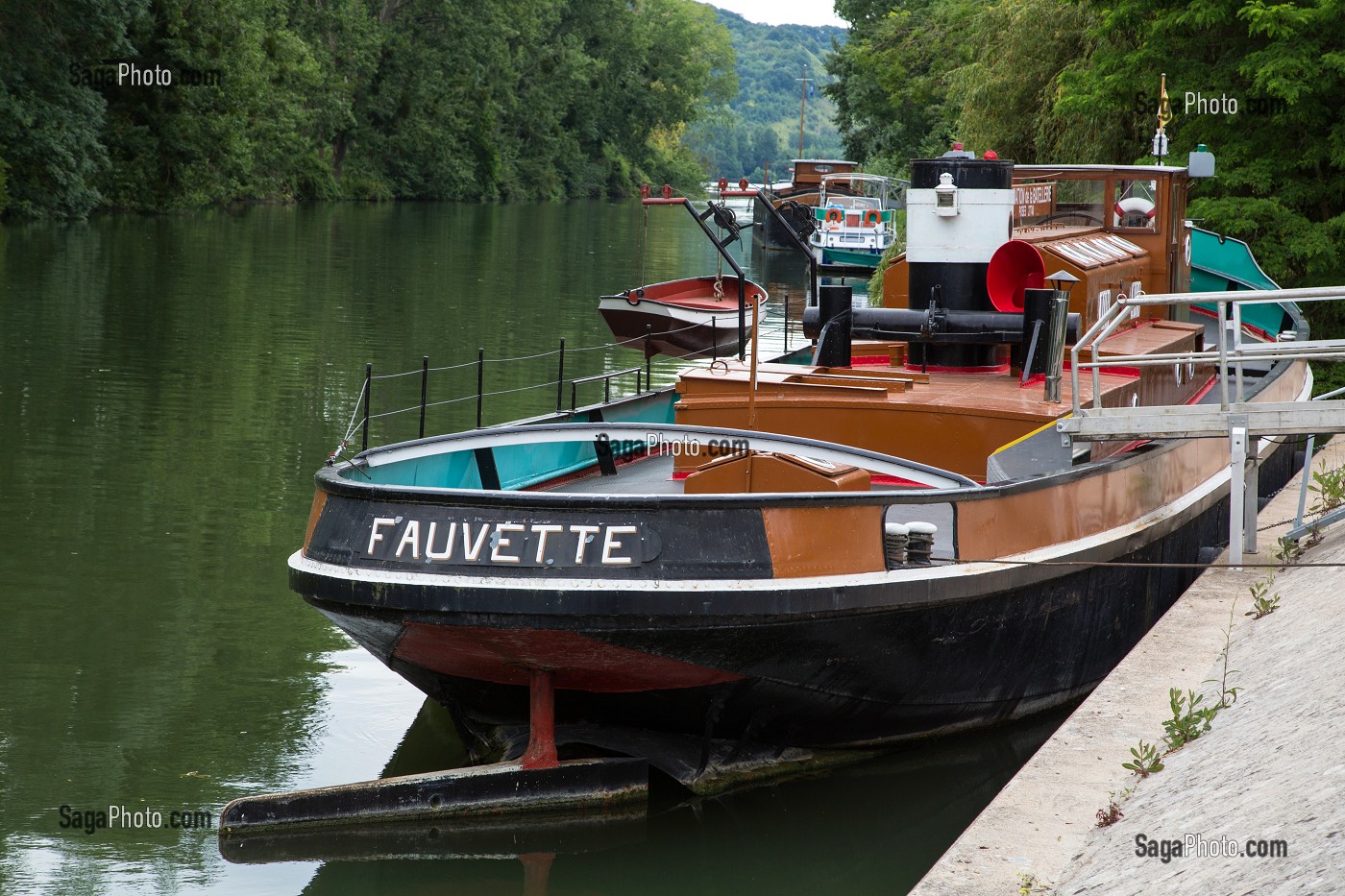 PENICHE LA FAUVETTE DU MUSEE DE LA BATELLERIE A POSES, EURE (27), NORMANDIE, FRANCE 