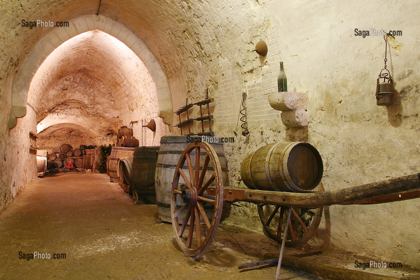 LES CAVES DE L'ECOMUSEE DES VIGNERONS ET ARTISANS DROUAIS, DREUX, EURE-ET-LOIR (28), FRANCE 
