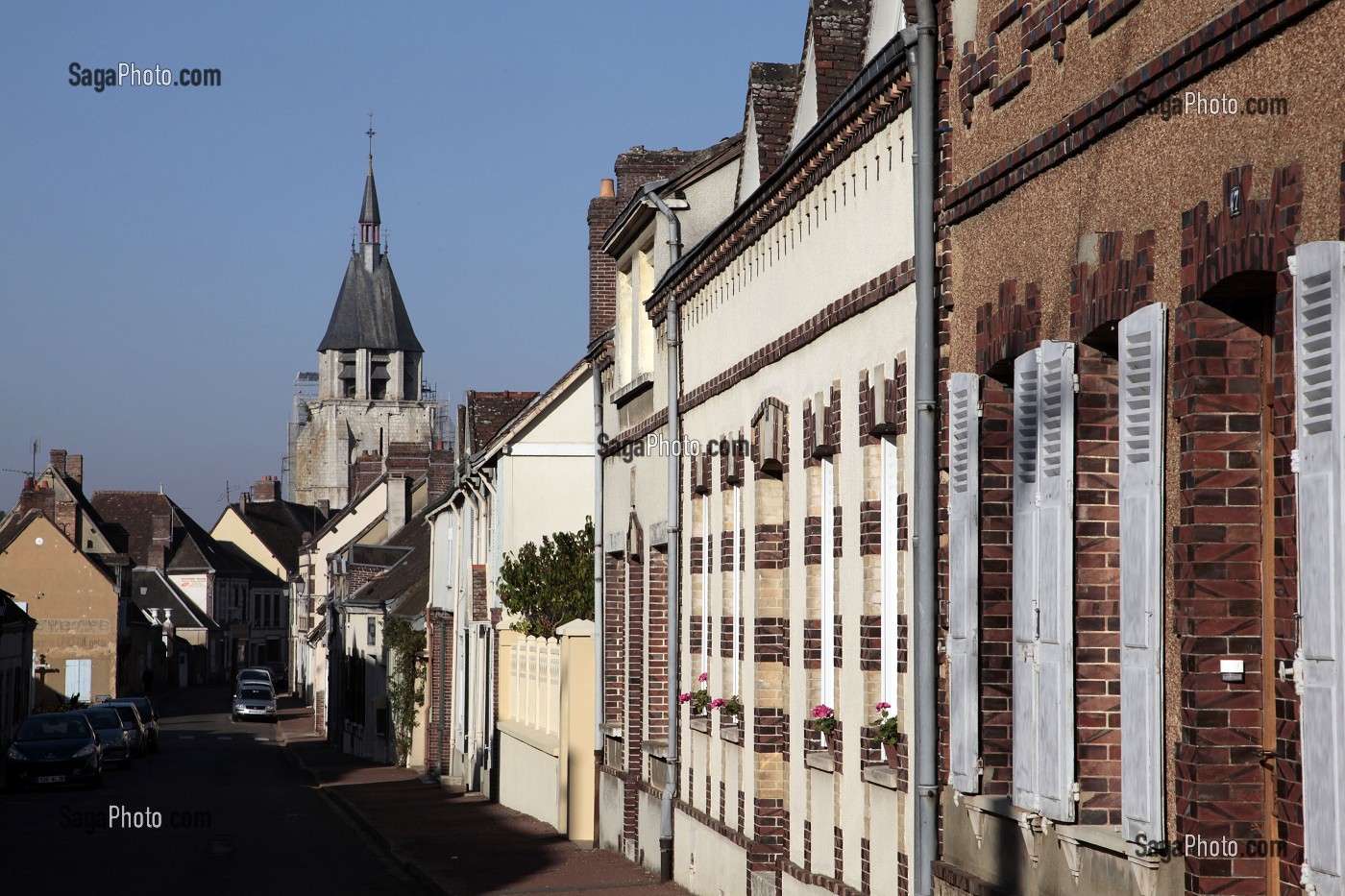 VILLAGE D'ILLIERS-COMBRAY, EURE-ET-LOIR, FRANCE