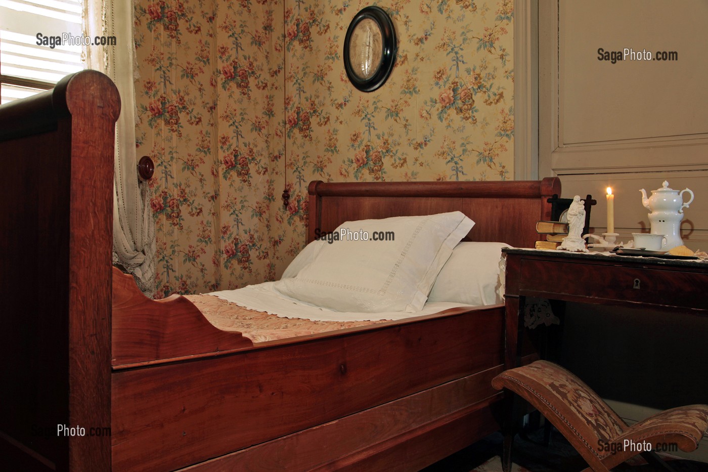 LA CHAMBRE DE TANTE LEONIE, MAISON DE TANTE LEONIE, VILLAGE IDEAL DE L'ENFANCE DE L'ECRIVAIN MARCEL PROUST DANS SON ROMAN - A LA RECHERCHE DU TEMPS PERDU -, ILLIERS-COMBRAY, EURE-ET-LOIR (28), FRANCE 