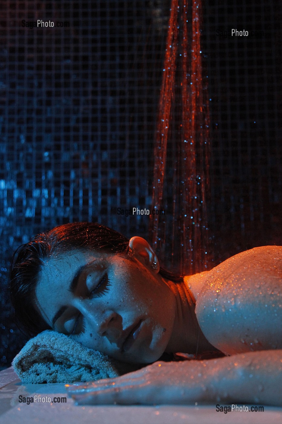 SPA “BE BY MONARQUE”, HOTEL DU GRAND MONARQUE, CHARTRES, EURE-ET-LOIR, FRANCE 