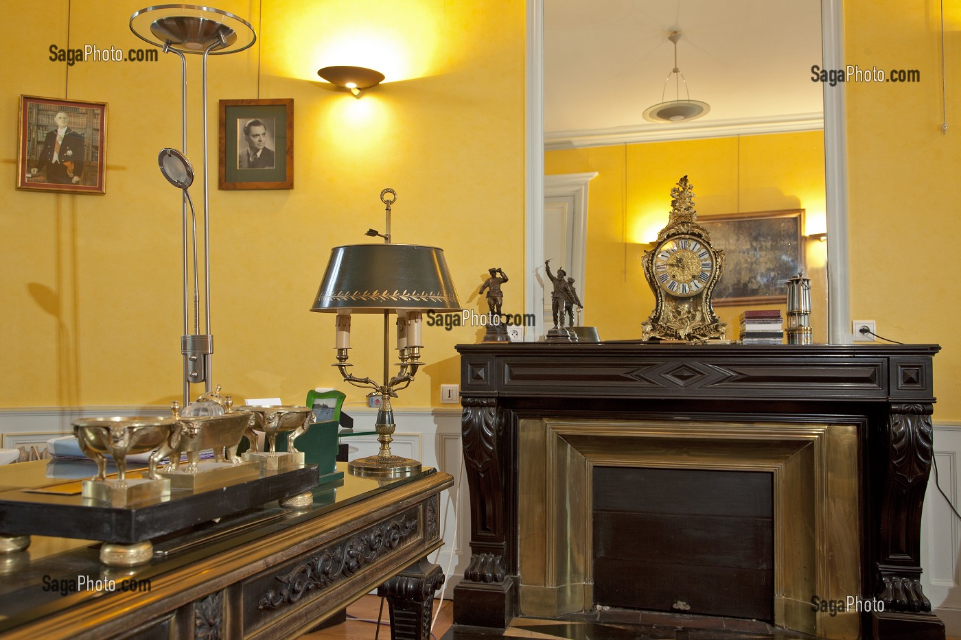 BUREAU DE JEAN MOULIN, HEROS DE LA RESISTANCE, (20 JUIN 1899, 8 JUILLET 1943) PREFECTURE D'EURE-ET-LOIR, CHARTRES (28), FRANCE 