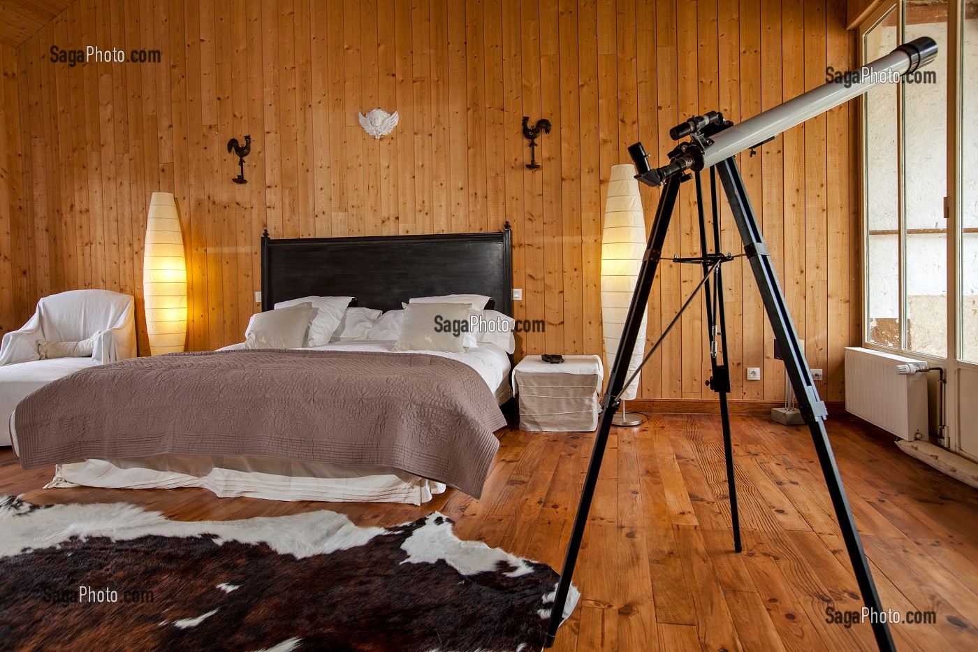 CHAMBRE D'HOTES ET GITE RURAL, DOMAINE DES EVIS, ROHAIRE, EURE-ET-LOIR (28), FRANCE 
