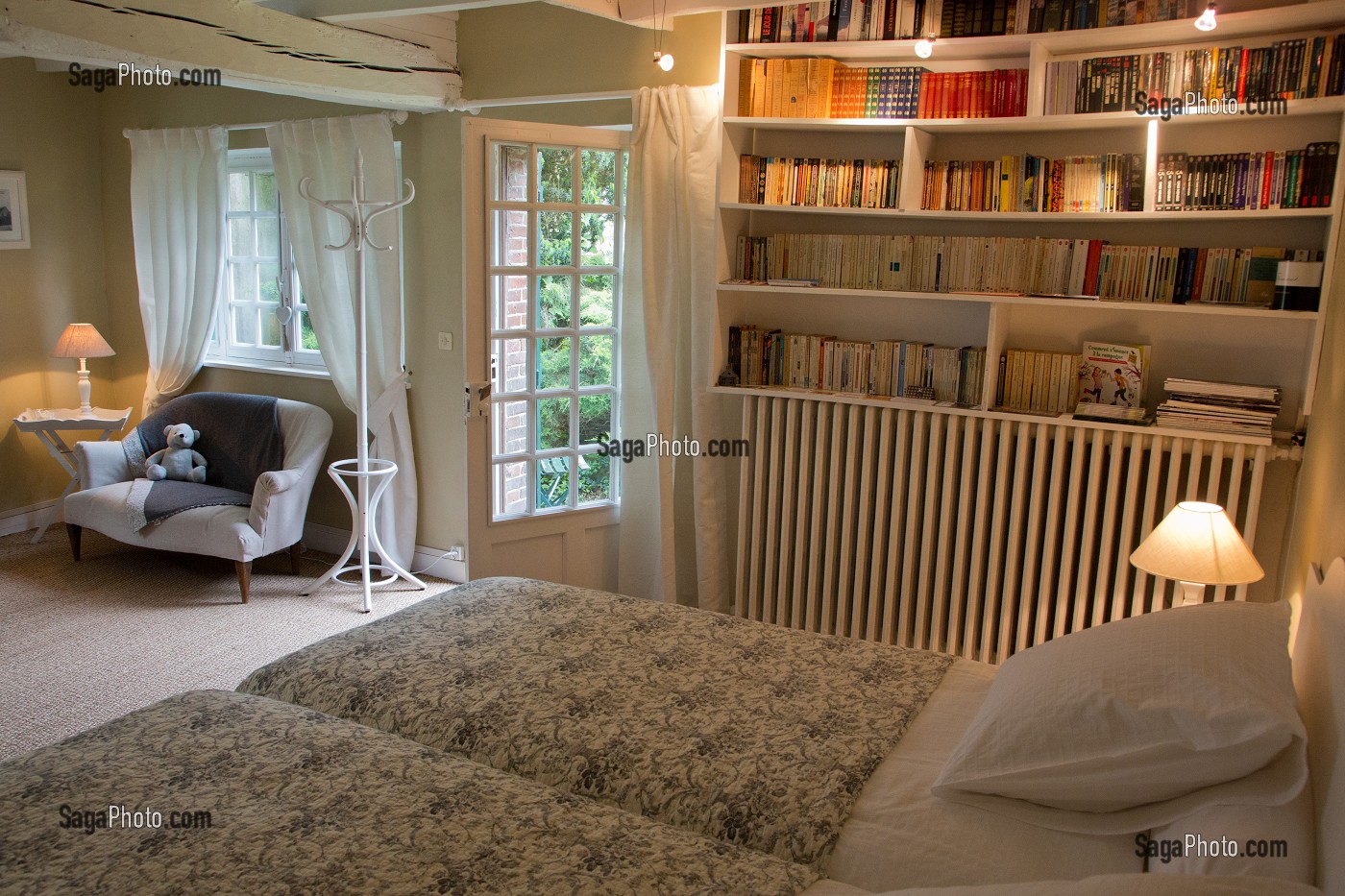 CHAMBRE D'HOTES 'LA SABOTIERE', DAMPIERRE-SUR-AVRE, (28) EURE-ET-LOIR, FRANCE 