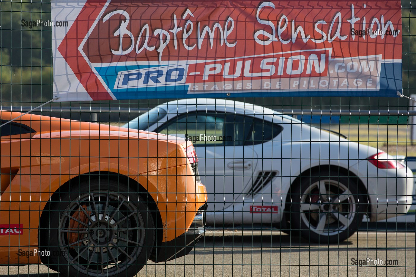PORSCHE ET AUDI R8 POUR UN BAPTEME SENSATION, STAGE DE PILOTAGE SUR CIRCUIT AUTOMOBILE, PRO-PULSION, DREUX, EURE-ET-LOIR (28), FRANCE 