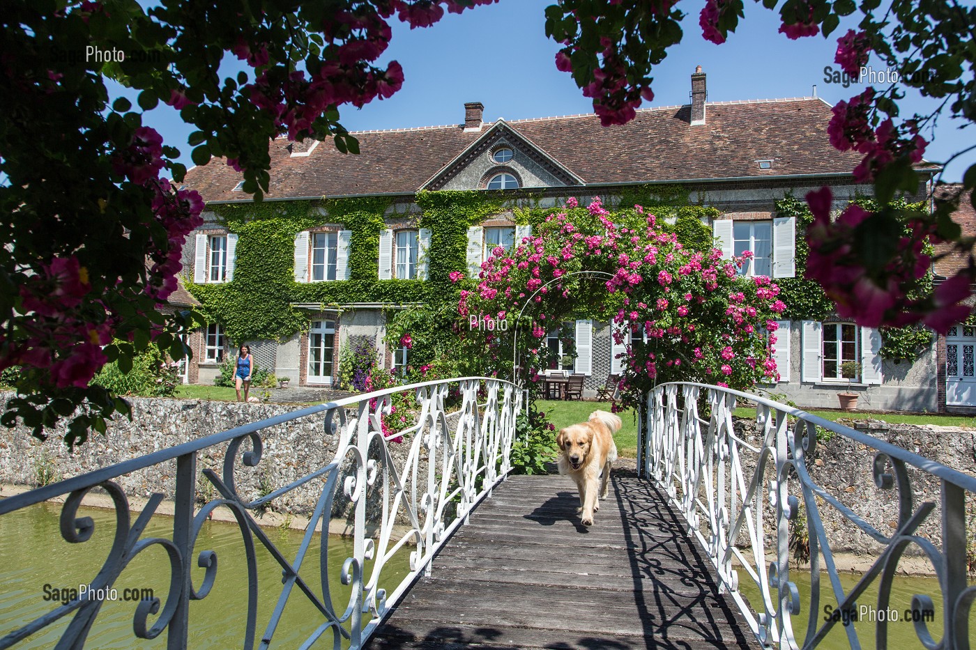 ANCIEN MANOIR ABRITANT DES CHAMBRES D'HOTES, FERME AUBERGE GRAND'MAISON, MEAUCE, EURE-ET-LOIR (28), FRANCE 
