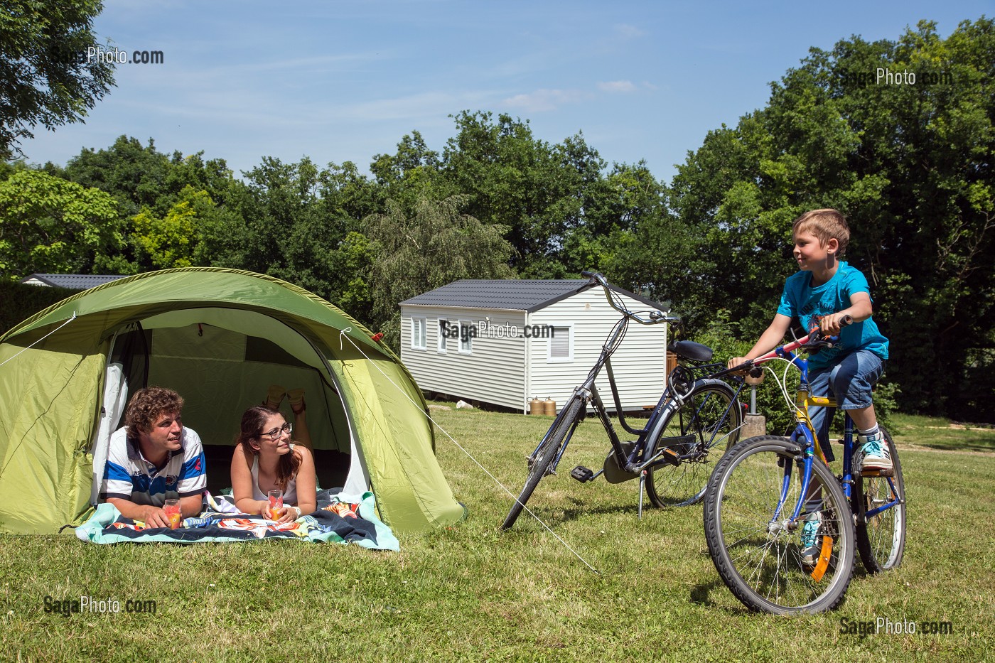 CAMPING LES ILOTS DE SAINT-VAL, VILLIERS-LE-MORHIER, EURE-ET-LOIR (28), FRANCE 