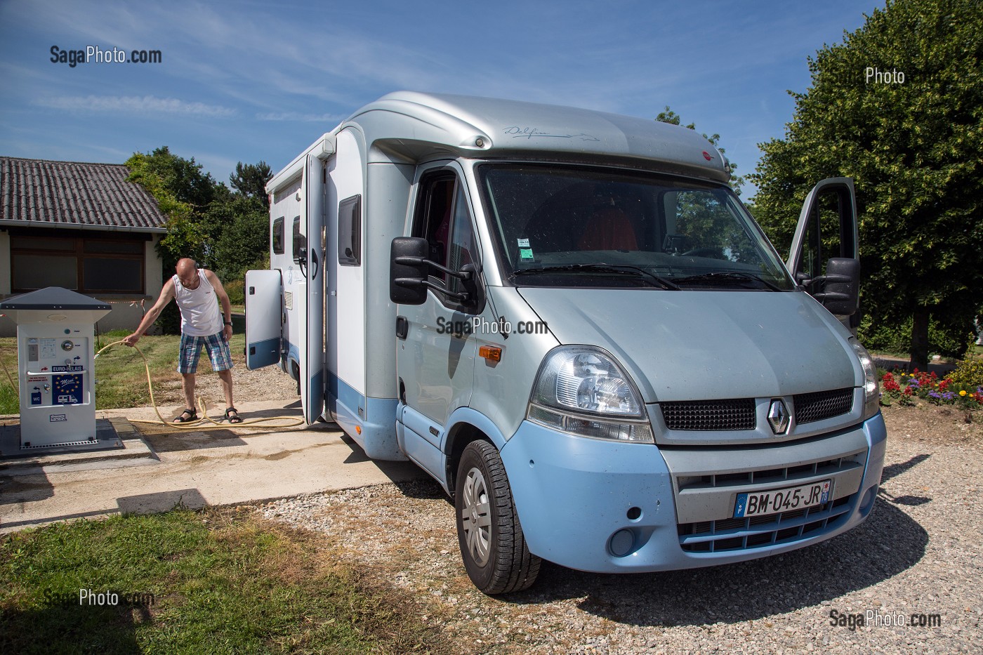 AIRE DE LAVAGE POUR LES CAMPING-CAR, CAMPING LES ILOTS DE SAINT-VAL, VILLIERS-LE-MORHIER, EURE-ET-LOIR (28), FRANCE 