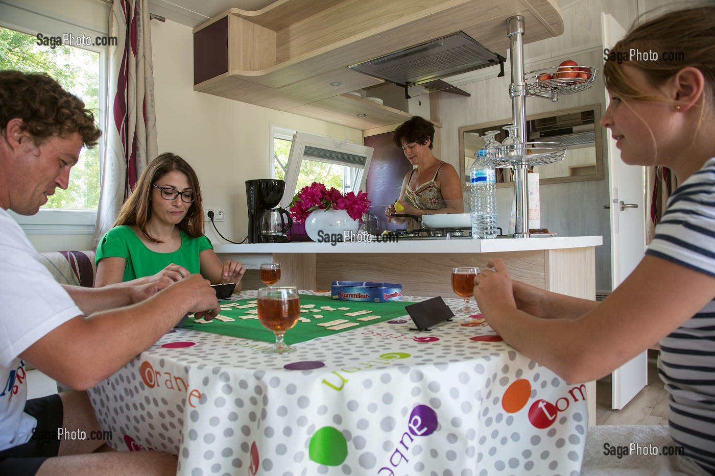 CAMPING LES ILOTS DE SAINT-VAL, VILLIERS-LE-MORHIER (28) EURE-ET-LOIR, FRANCE 