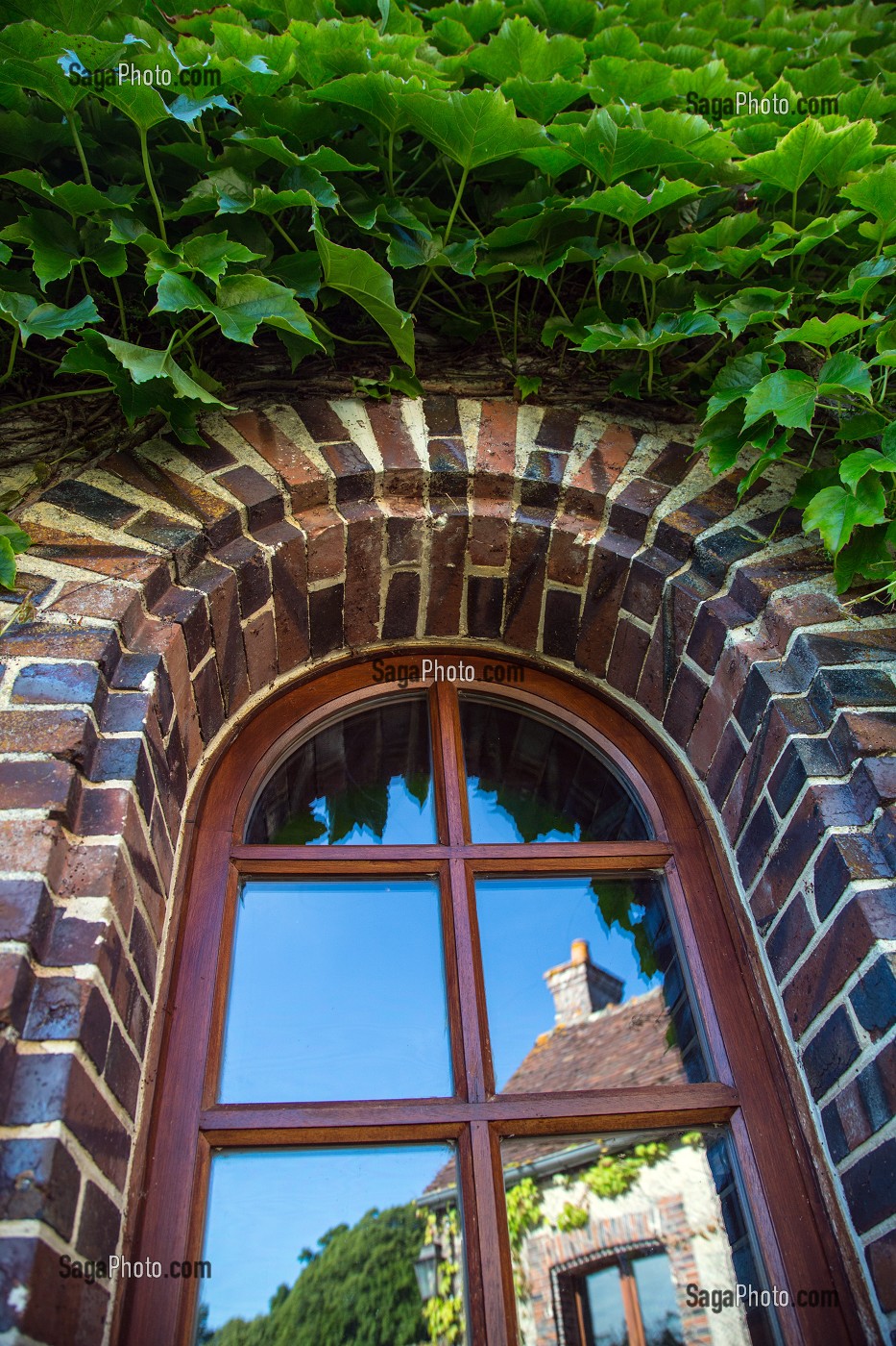 CHAMBRE D'HOTES A L'AUBERGE GRAND'MAISON, MEAUCE (28), EURE-ET-LOIR, CENTRE, FRANCE 