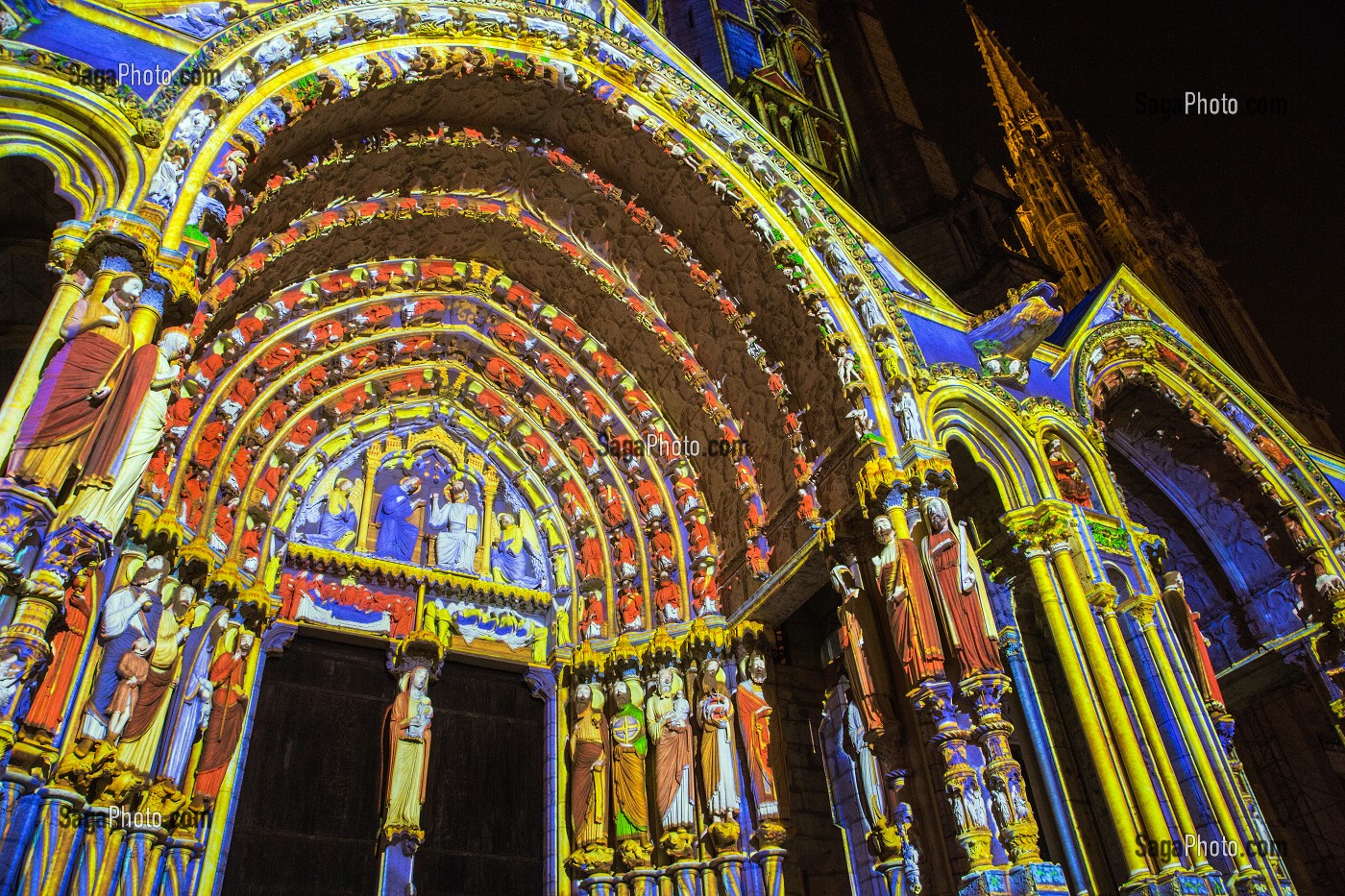 FESTIVAL DE CHARTRES EN LUMIERES SUR LE PORTAIL NORD DE LA CATHEDRALE NOTRE-DAME, CHARTRES, EURE-ET-LOIR (28), FRANCE 