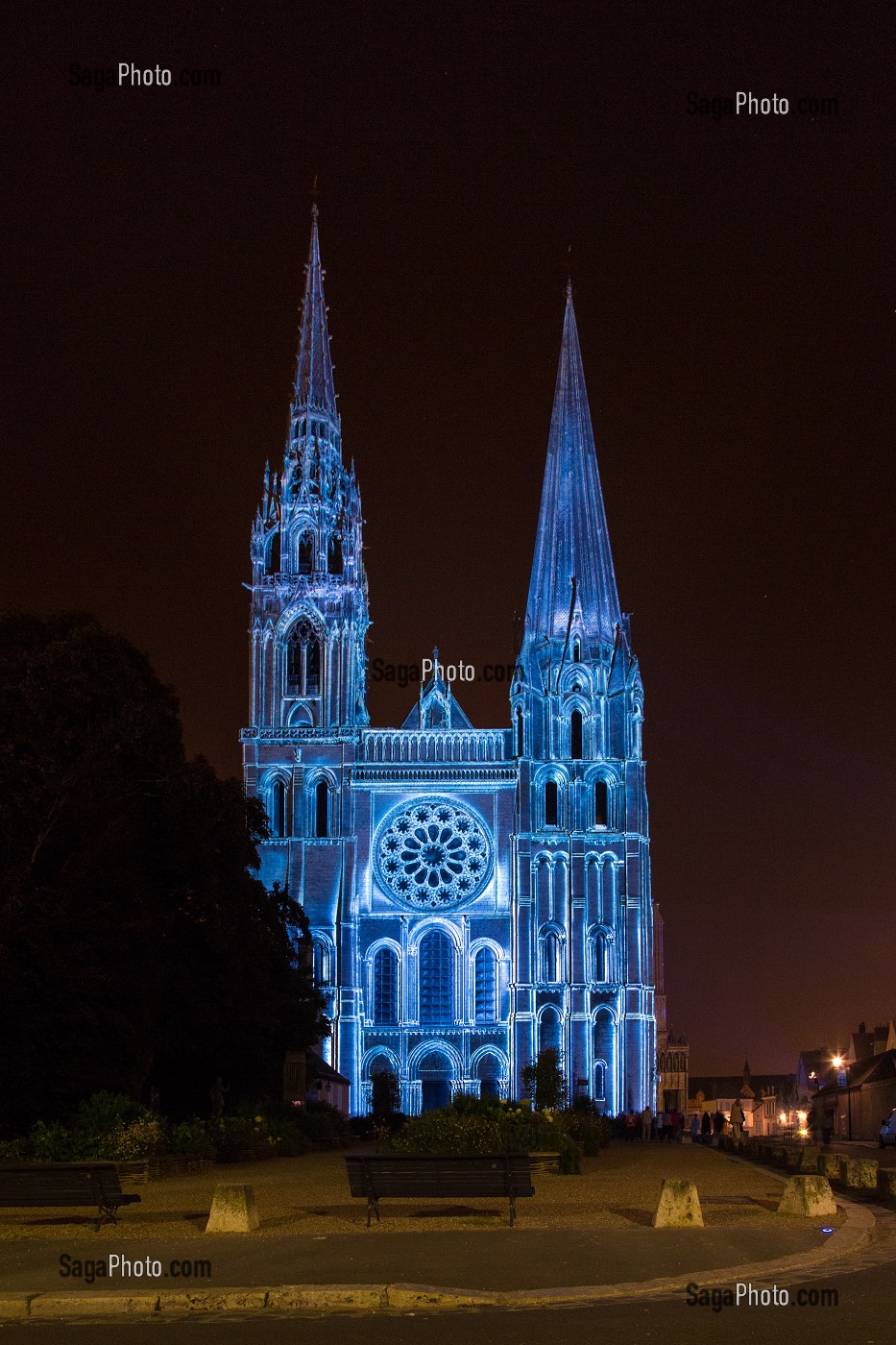 FESTIVAL DE CHARTRES EN LUMIERES SUR LE PORTAIL ROYAL DE LA CATHEDRALE NOTRE-DAME, CHARTRES, EURE-ET-LOIR (28), FRANCE 