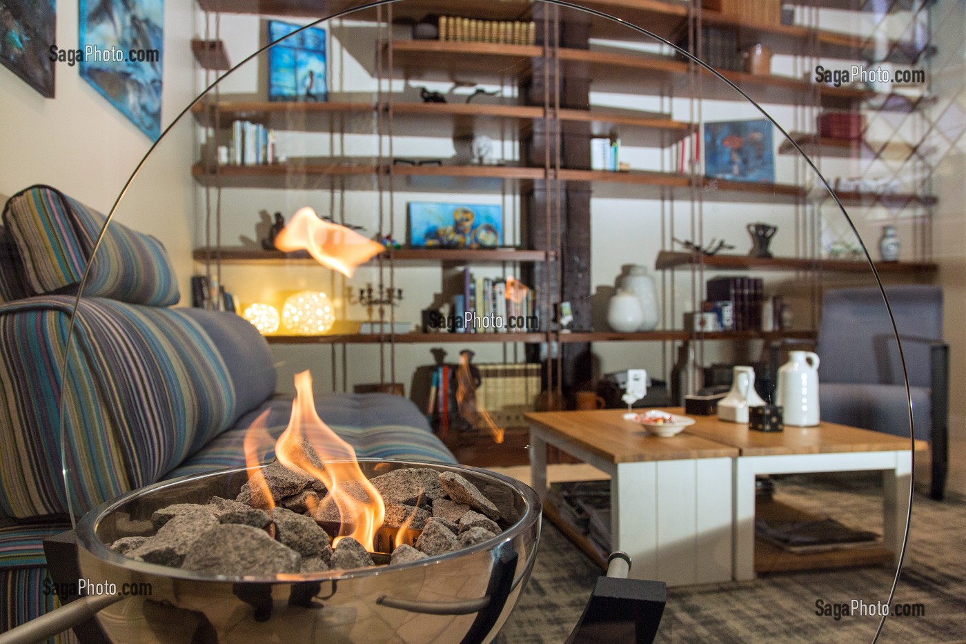 CHAMBRE D'HOTES 'L'ESCALE EN COULEUR', RUE DANIEL BOUTET, CHARTRES (28) EURE-ET-LOIR, FRANCE 