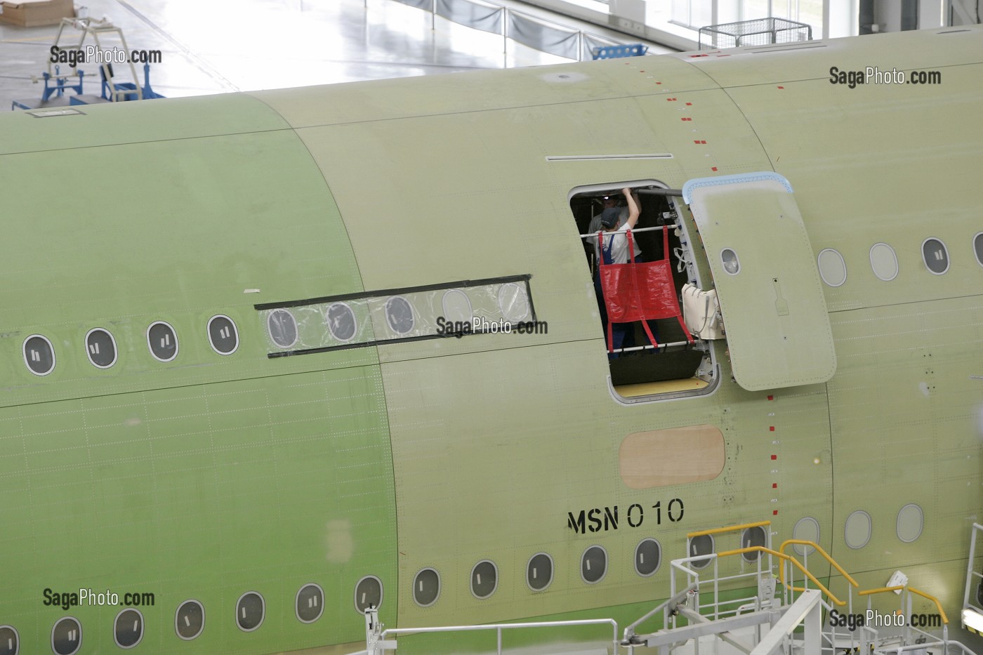VISITE DE L'USINE D'ASSEMBLAGE DE L'AIRBUS A380 A L'AEROSPATIALE DE TOULOUSE, HAUTE-GARONNE (31), FRANCE 