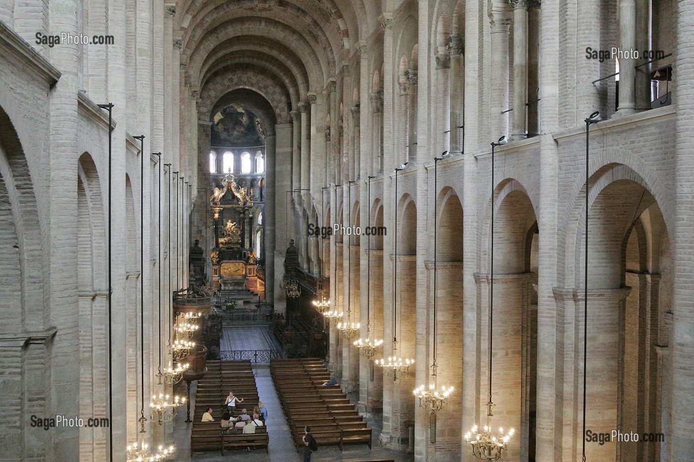 INTERIEUR DE LA BASILIQUE SAINT-SERNIN, ART ROMAN, TOULOUSE, HAUTE-GARONNE (31), FRANCE 