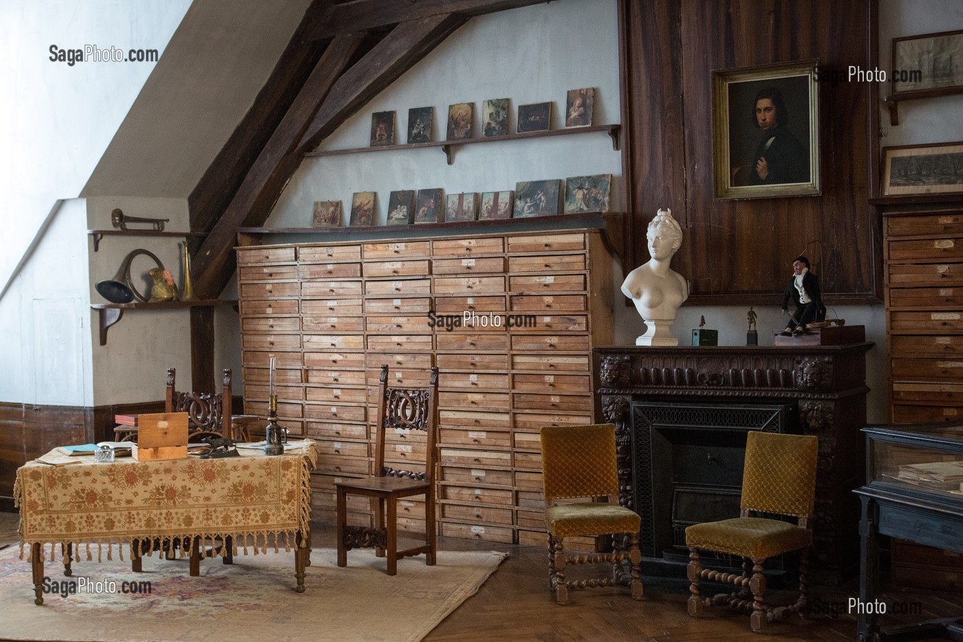 BUREAU DE MAURICE DUDEVANT-SAND, DOMAINE GEORGE SAND, LA VALLEE NOIRE ET LE ROMANTISME DE GEORGE SAND DANS LE BERRY, NOHANT-VIC (36), FRANCE 