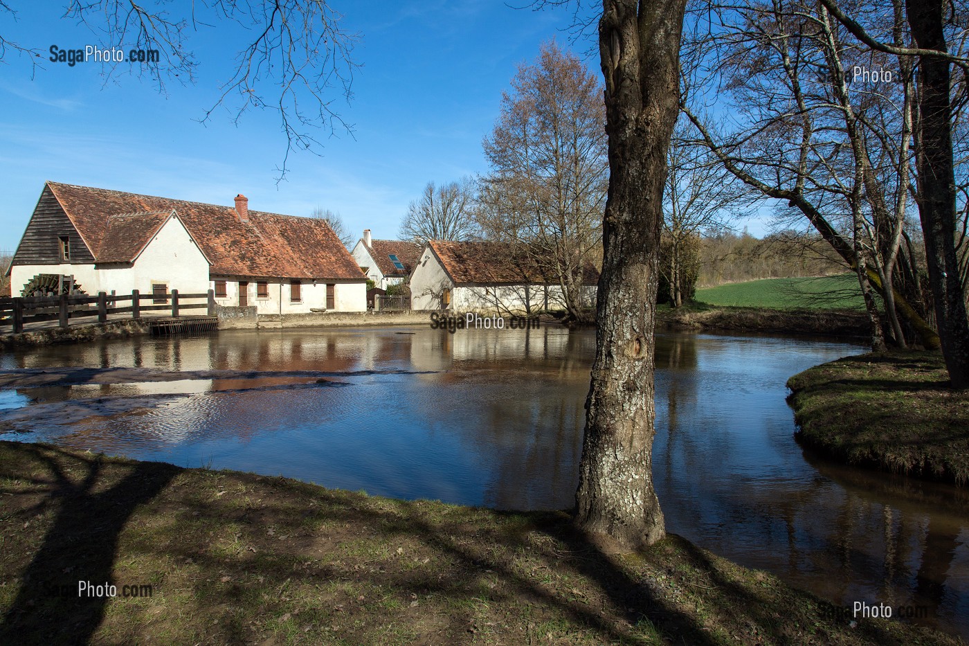 LE MOULIN D'ANGIBAULT, DECOR DU ROMAN DU MEUNIER D'ANGIBAULT, CIRCUIT SUR LE ROMANTISME DE LA VALLEE NOIRE DE GEORGE SAND DANS LE BERRY, MONTIPOURET (36), FRANCE 