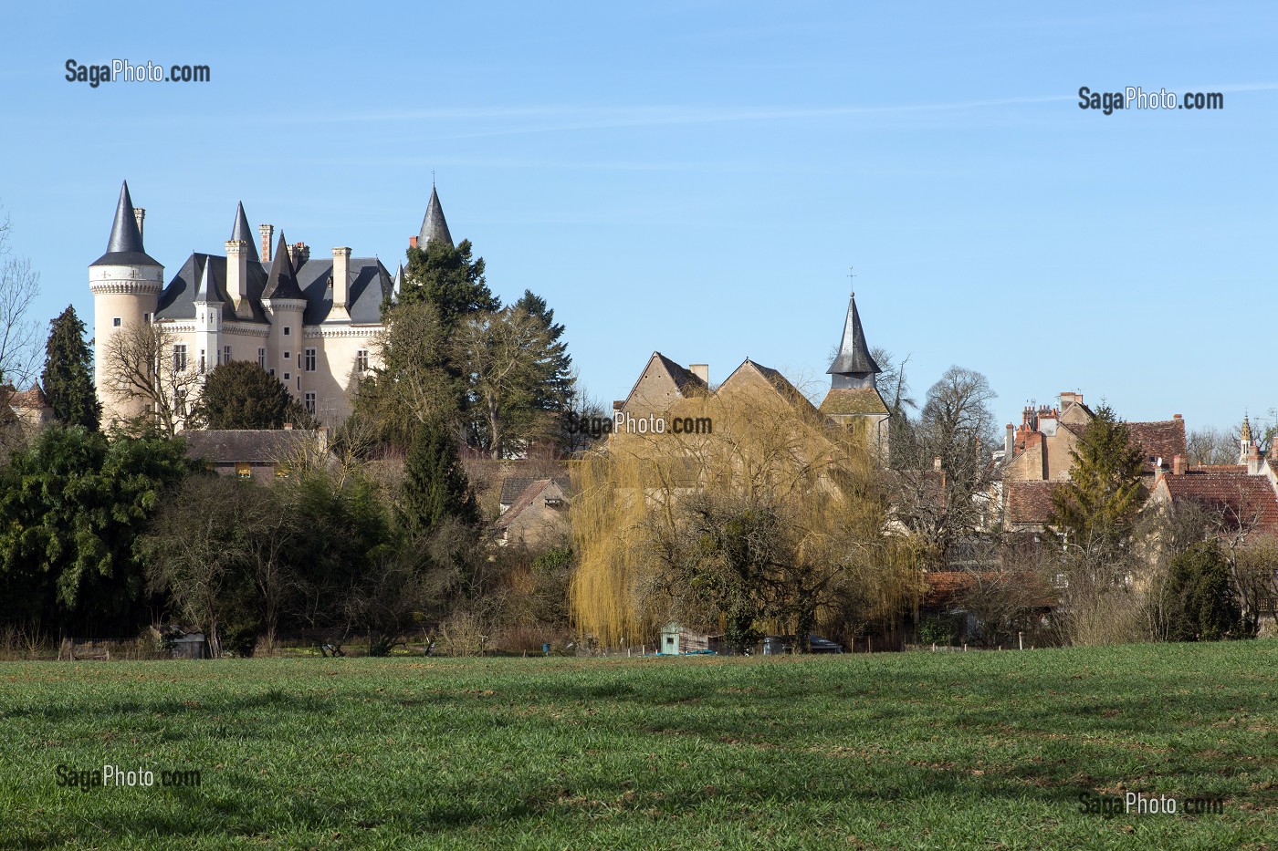 LE CHATEAU SAINT-CHARTIER, DECOR DU ROMAN 'LES MAITRES SONNEURS' DE GEORGE SAND, LA VALLEE NOIRE DANS LE BERRY (36), FRANCE 