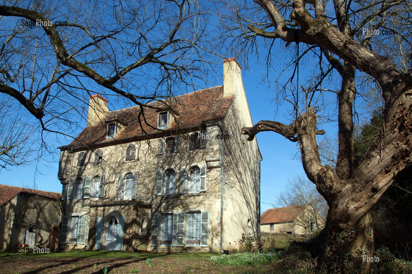 LE CHATEAU DU PETIT COUDRAY, ANCIENNE MAISON DES ROBIN-DUVERNET OU GEORGE SAND RENCONTRE JULES SANDEAU, VERNEUIL-SUR-IGNERAIE, LA VALLEE NOIRE DE GEORGE SAND DANS LE BERRY (36), FRANCE 