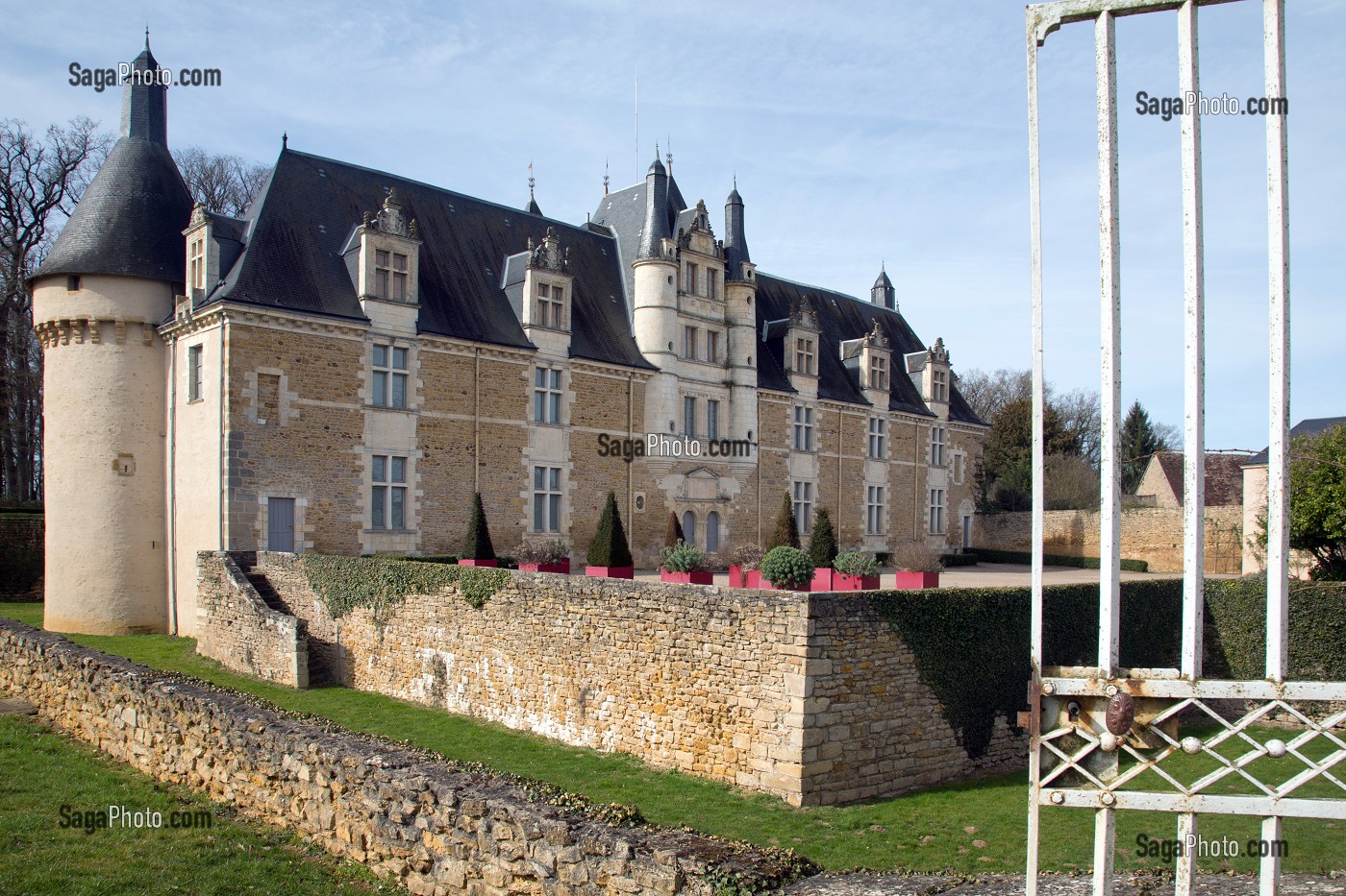 CHATEAU D'ARS, DEMEURE RENAISSANCE, ANCIENNE PROPRIETE DE GUSTAVE PAPET, MEDECIN ET AMI DE GEORGE SAND, LA VALLEE NOIRE DE GEORGE SAND DANS LE BERRY, LOUROUER-SAINT-LAURENT (36), FRANCE 