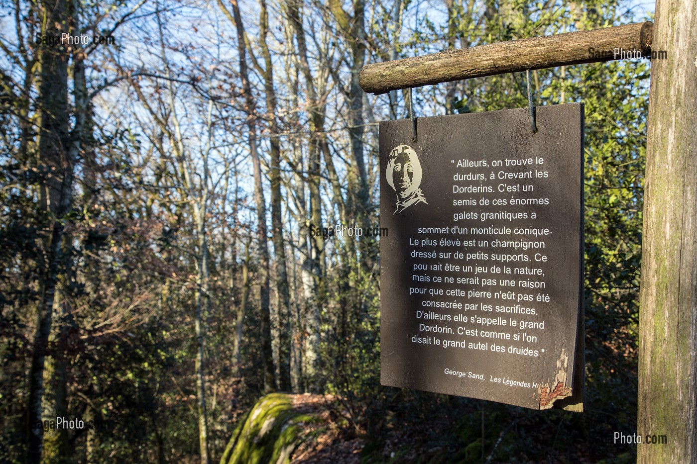 LE PARC DE PARELLES, ANCIENNE CARRIERE DE GRANIT, SOURCE D'INSPIRATION DES LEGENDES RUSTIQUES DE GEORGE SAND, CREVANT, LA VALLEE NOIRE DANS LE BERRY (36), FRANCE 