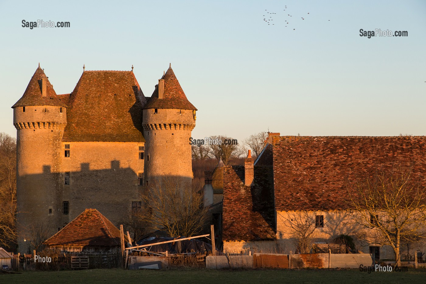 CHATEAU DE SARZAY, ANCIENNE FORTERESSE FEODALE DES 14 ET 15 EME SIECLE, LA VALLEE NOIRE DE GEORGE SAND DANS LE BERRY (36), FRANCE 