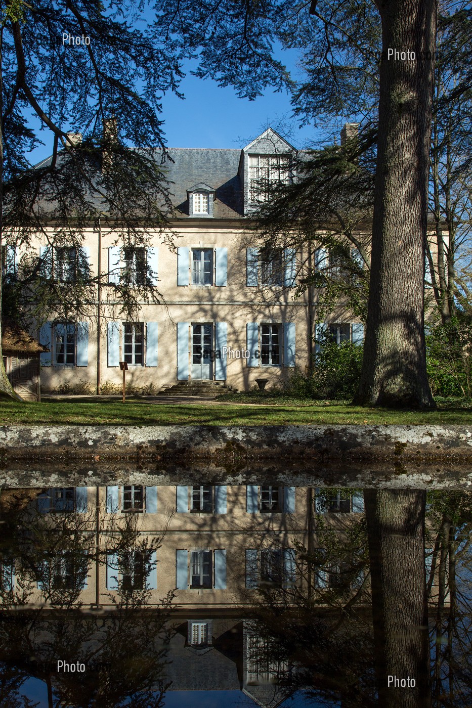 DEMEURE DU 18 EME SIECLE AVEC LES GRANDS CEDRES, DOMAINE GEORGE SAND, LA VALLEE NOIRE ET LE ROMANTISME DE GEORGE SAND DANS LE BERRY, NOHANT-VIC (36), FRANCE 