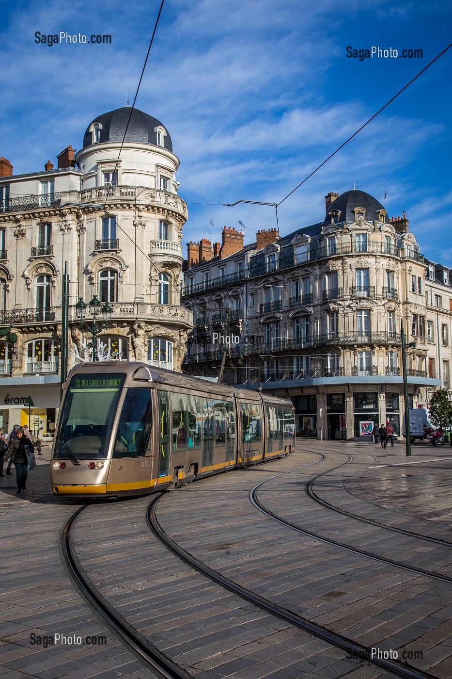 TRAMWAY TAO, PLACE DU MARTROI, ORLEANS, (45) LOIRET, CENTRE, FRANCE 