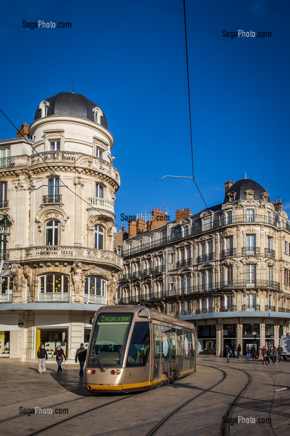 TRAMWAY TAO, PLACE DU MARTROI, ORLEANS, (45) LOIRET, CENTRE, FRANCE 