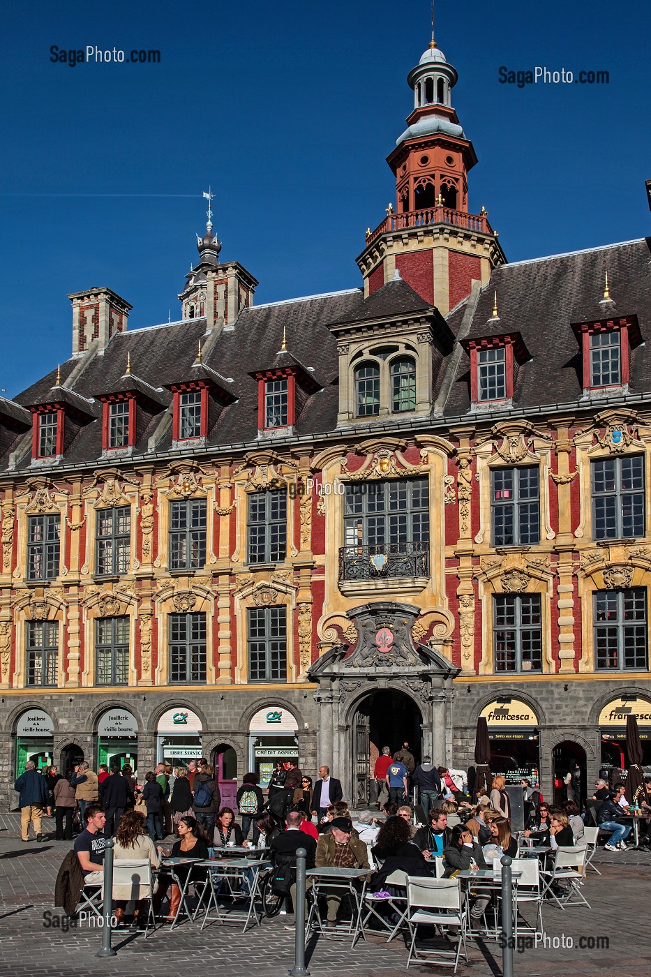 TERRASSE DE CAFE, GRAND PLACE ET VIEILLE BOURSE, LILLE, NORD (59), FRANCE 