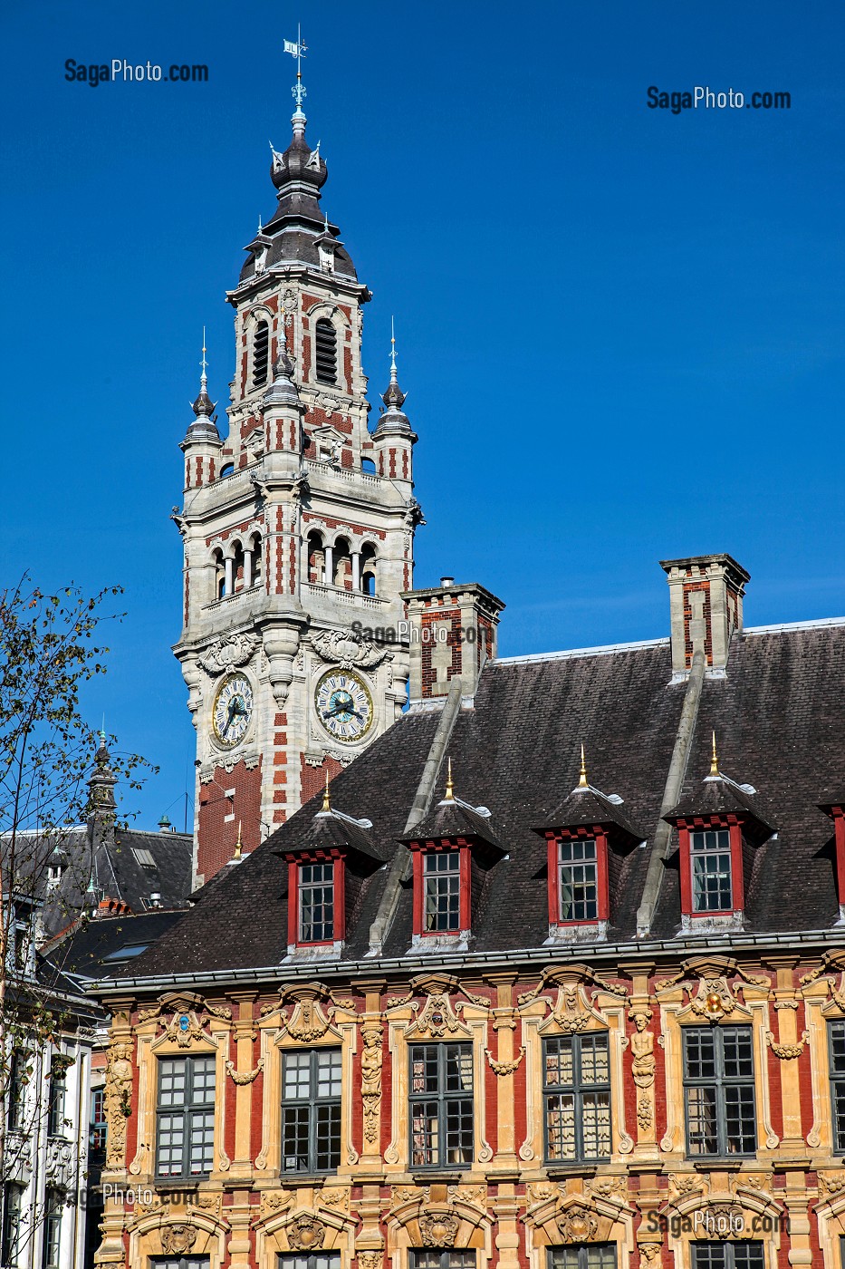 GRAND PLACE, BEFFROI, CHAMBRE DU COMMERCE DE L'INDUSTRIE, (CCI) ET VIEILLE BOURSE, LILLE, NORD (59), FRANCE 