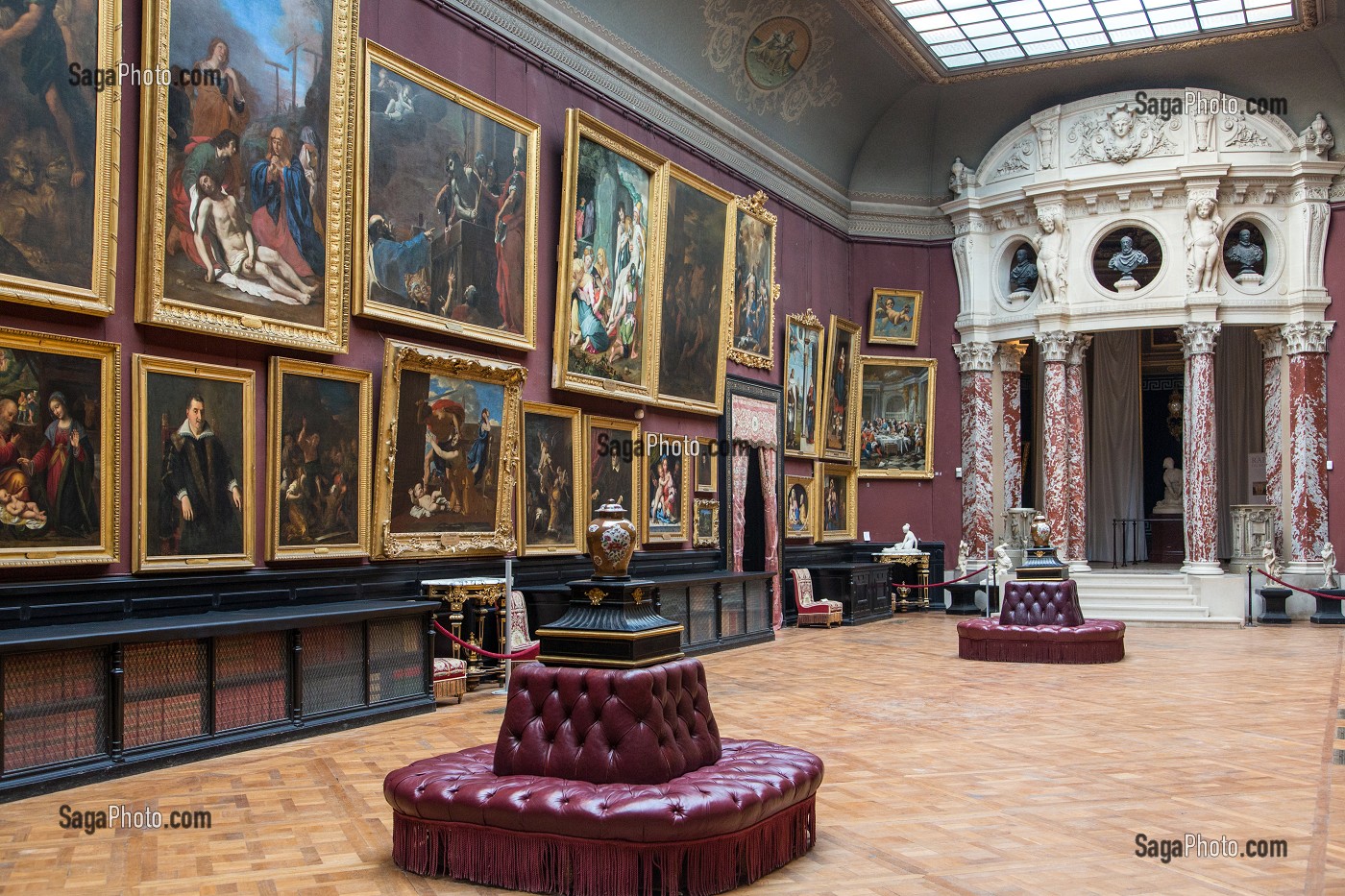 GALERIE DE PEINTURES, MUSEE DE CONDE CREE PAR LE DUC D'AUMALE AU 19 EME SIECLE, LORS DE LA RECONSTRUCTION ET L'AMENAGEMENT DU CHATEAU DE CHANTILLY, OISE (60), FRANCE 
