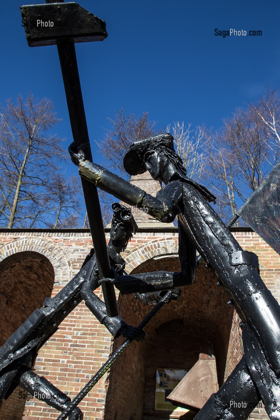 SCULPTURE DE L'ARTISTE JEAN-ALEXANDRE DELATTRE, MUSEE DE LA GROSSE FORGE, AUBE, ORNE (61), FRANCE 