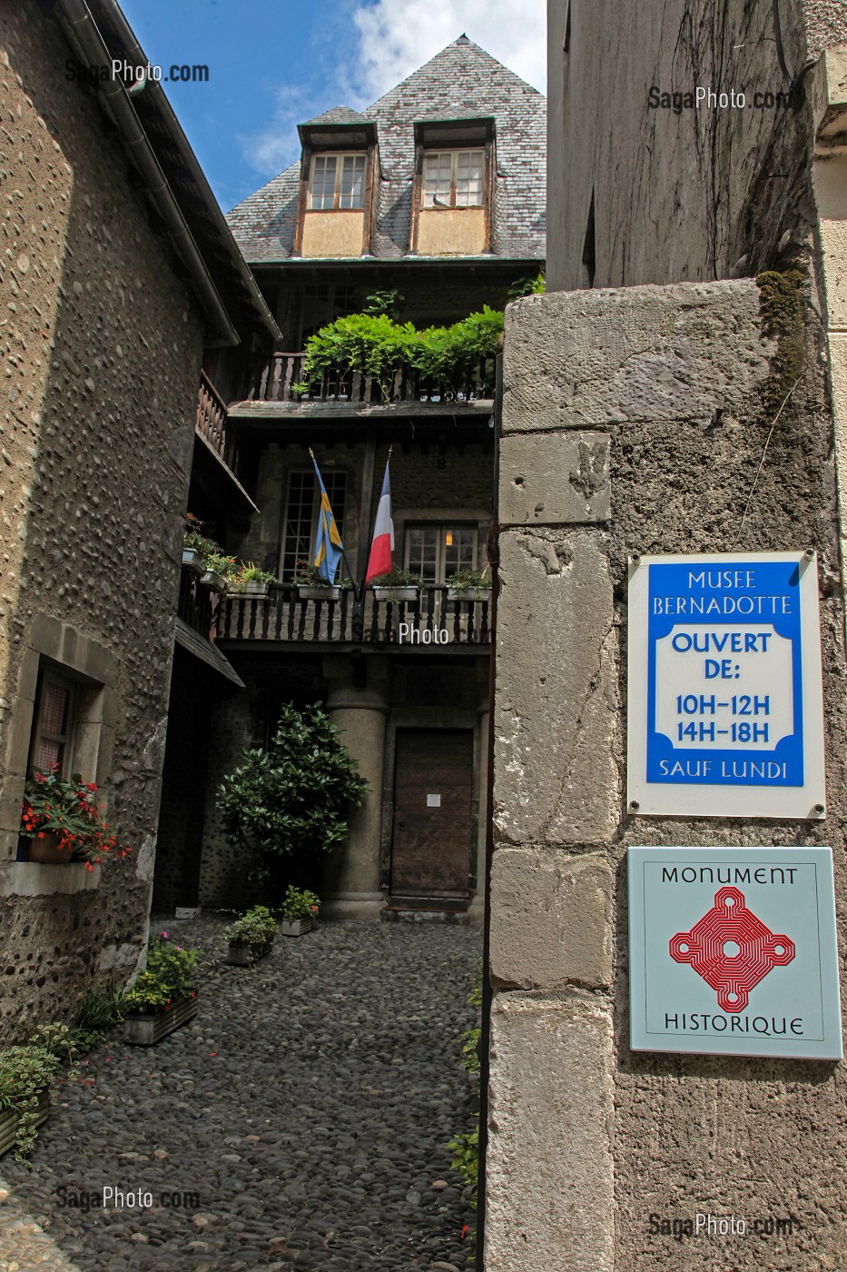 MAISON BALAGUE QUI ABRITE LE MUSEE BERNADOTTE, UN DES DERNIERS EXEMPLES DE L'ARCHITECTURE BEARNAISE DU XVIIIEME SIECLE, PAU, PYRENEES ATLANTIQUES (64), AQUITAINE, FRANCE 