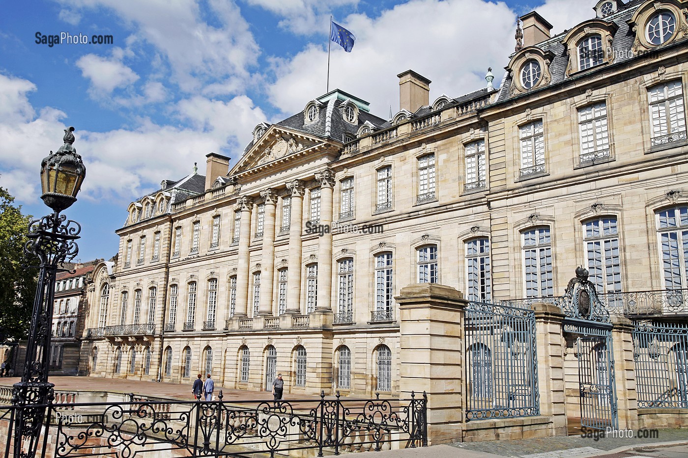 PALAIS DES ROHAN, ABRITANT AUJOURD'HUI LE MUSEE DES ARTS DECORATIFS, LE MUSEE DES BEAUX ARTS ET LE MUSEE ARCHEOLOGIQUE, SITUE AU CENTRE-VILLE DE STRASBOURG, BAS RHIN (67), ALSACE, FRANCE, EUROPE 
