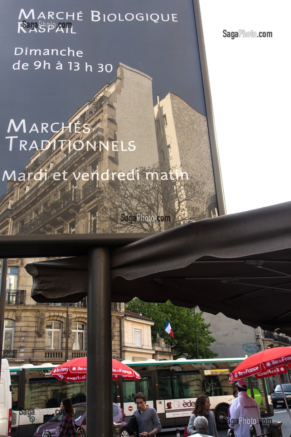 MARCHE BIOLOGIQUE, BOULEVARD RASPAIL, 6EME ARRONDISSEMENT, PARIS, FRANCE 