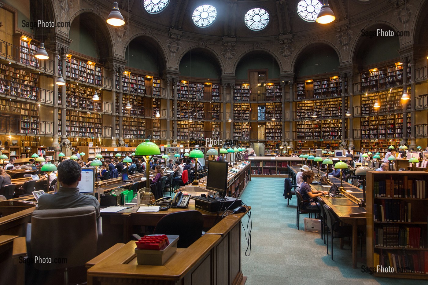 SALLE DE LECTURE DE LA BIBLIOTHEQUE NATIONALE, LA PLUS IMPORTANTE BIBLIOTHEQUE DE FRANCE, RUE RICHELIEU, PARIS (75), FRANCE 